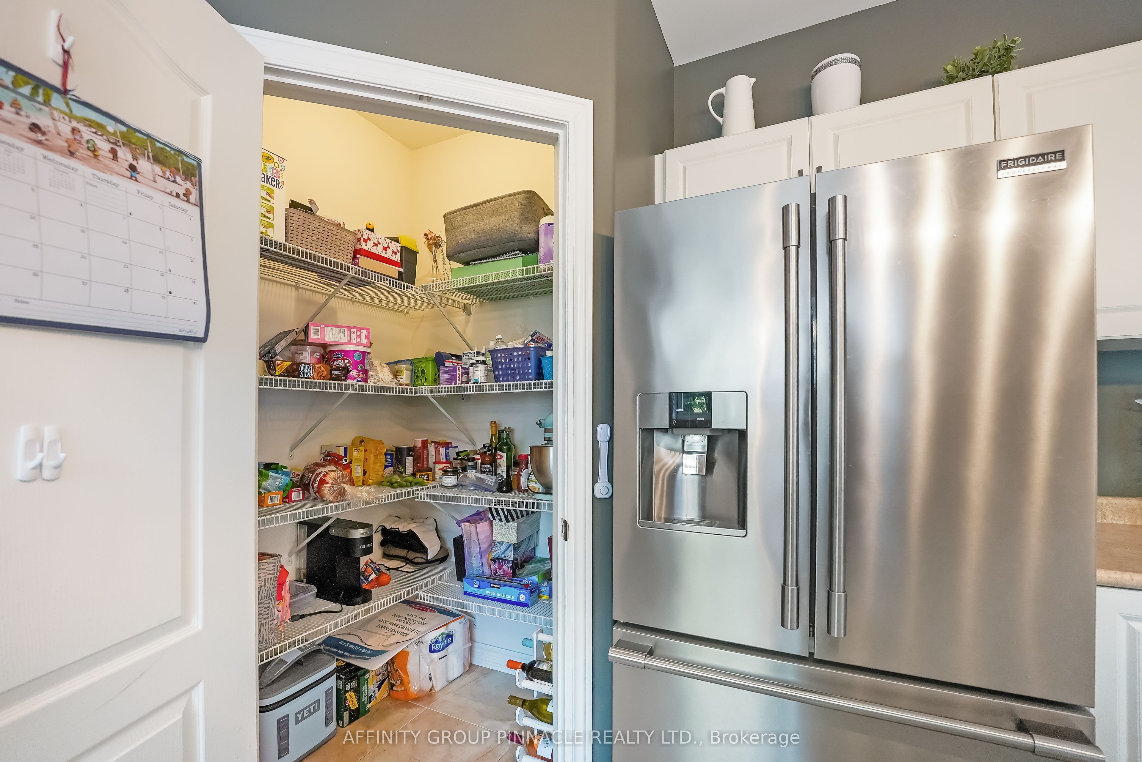 7 Brackendale Trail Property Photo 13