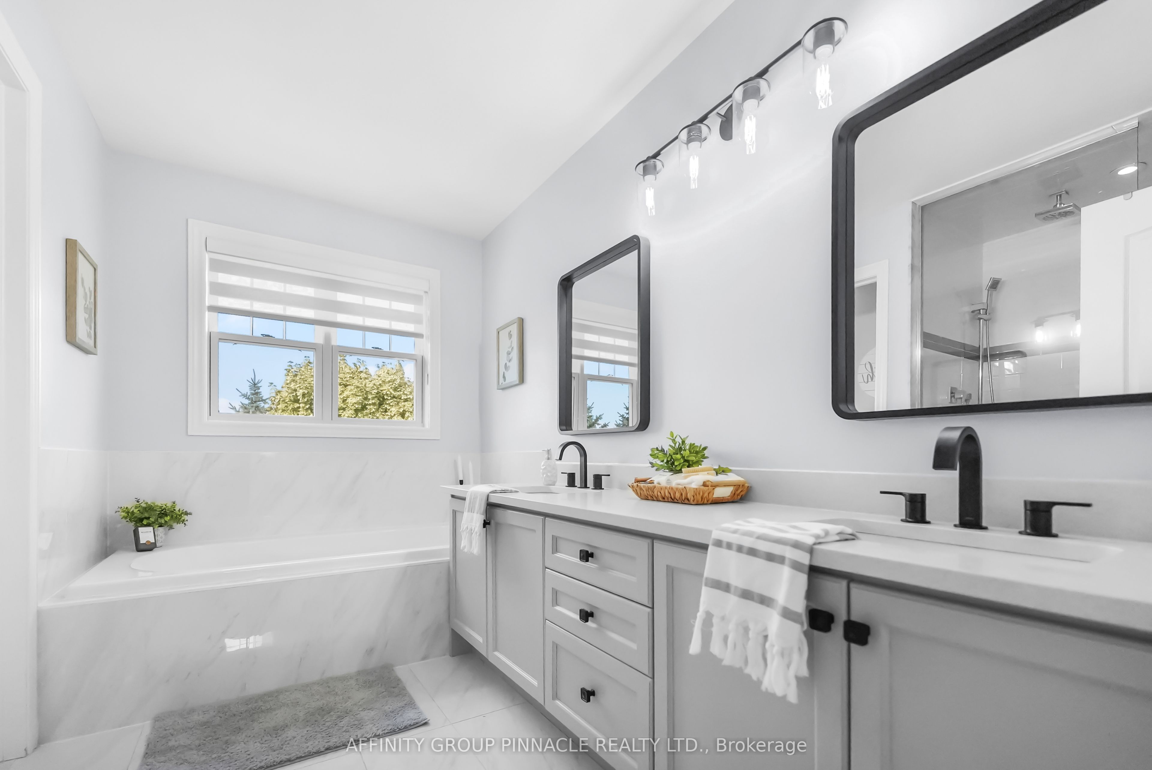 7 Brackendale Trail Property Photo 19