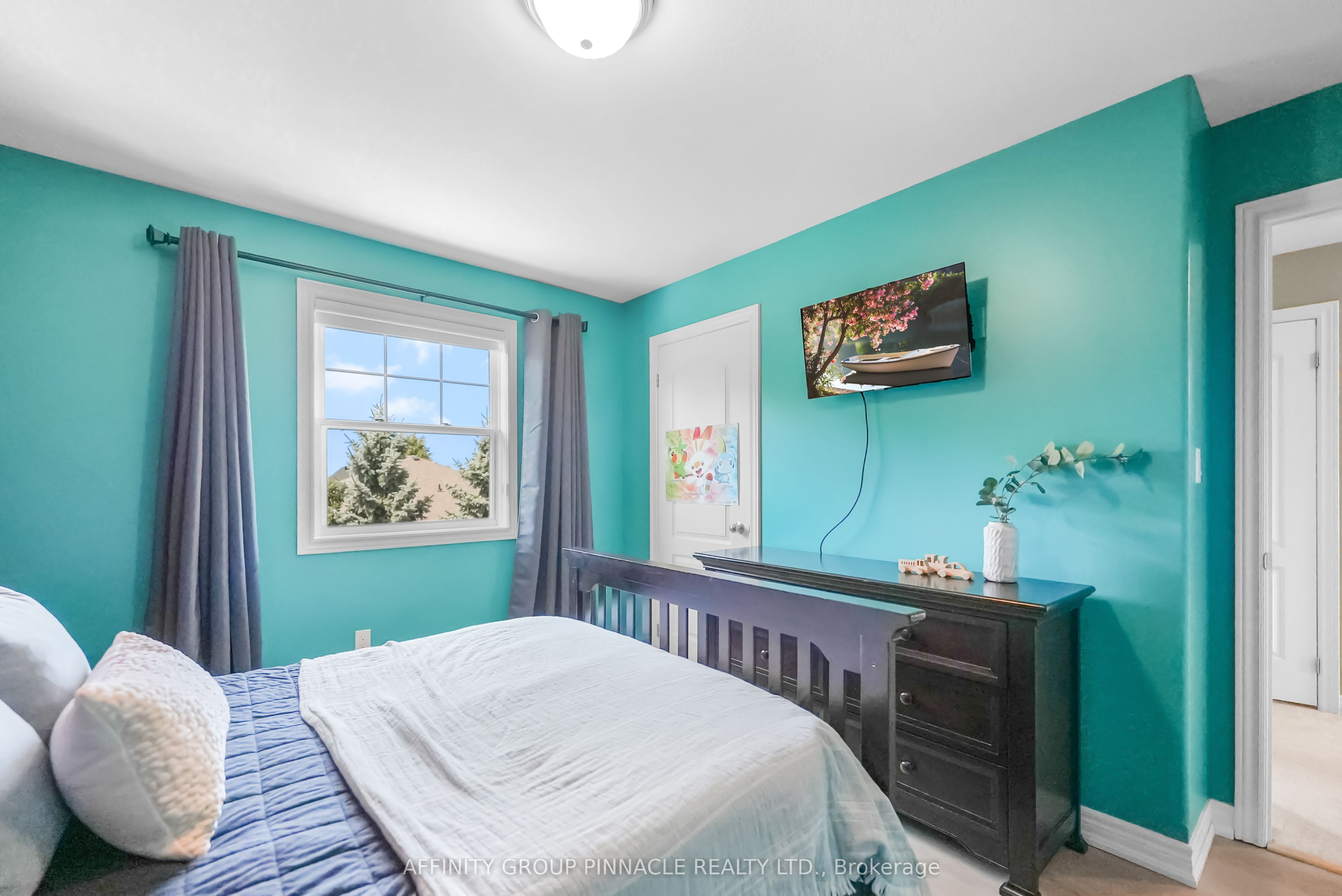 7 Brackendale Trail Property Photo 23