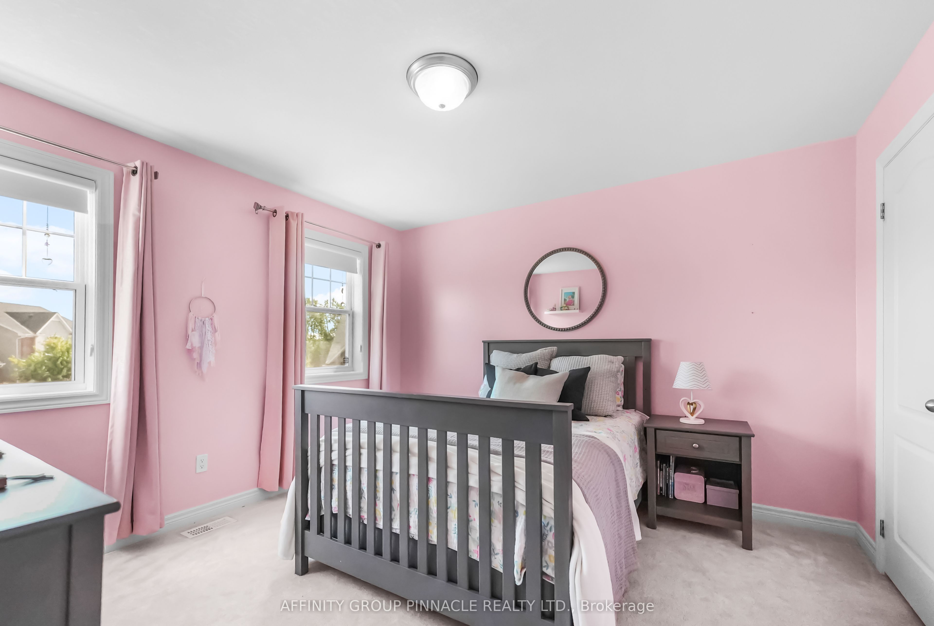 7 Brackendale Trail Property Photo 25