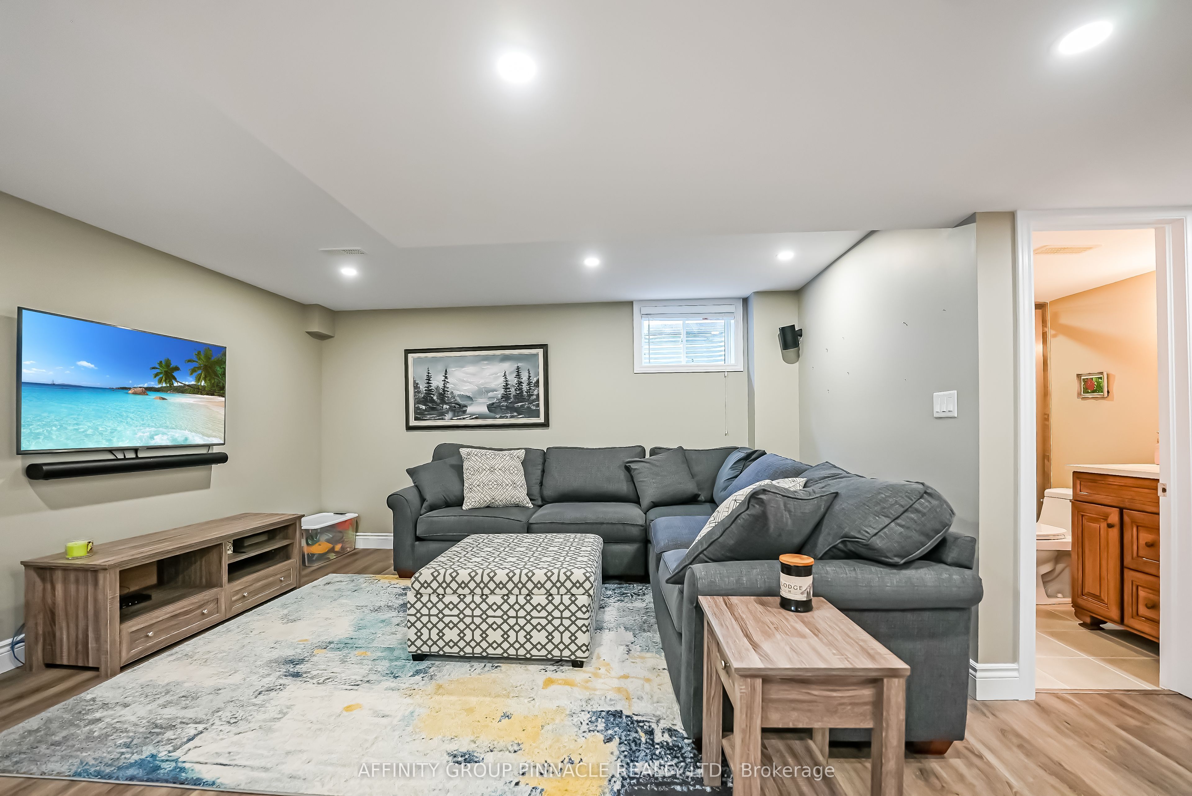 7 Brackendale Trail Property Photo 29