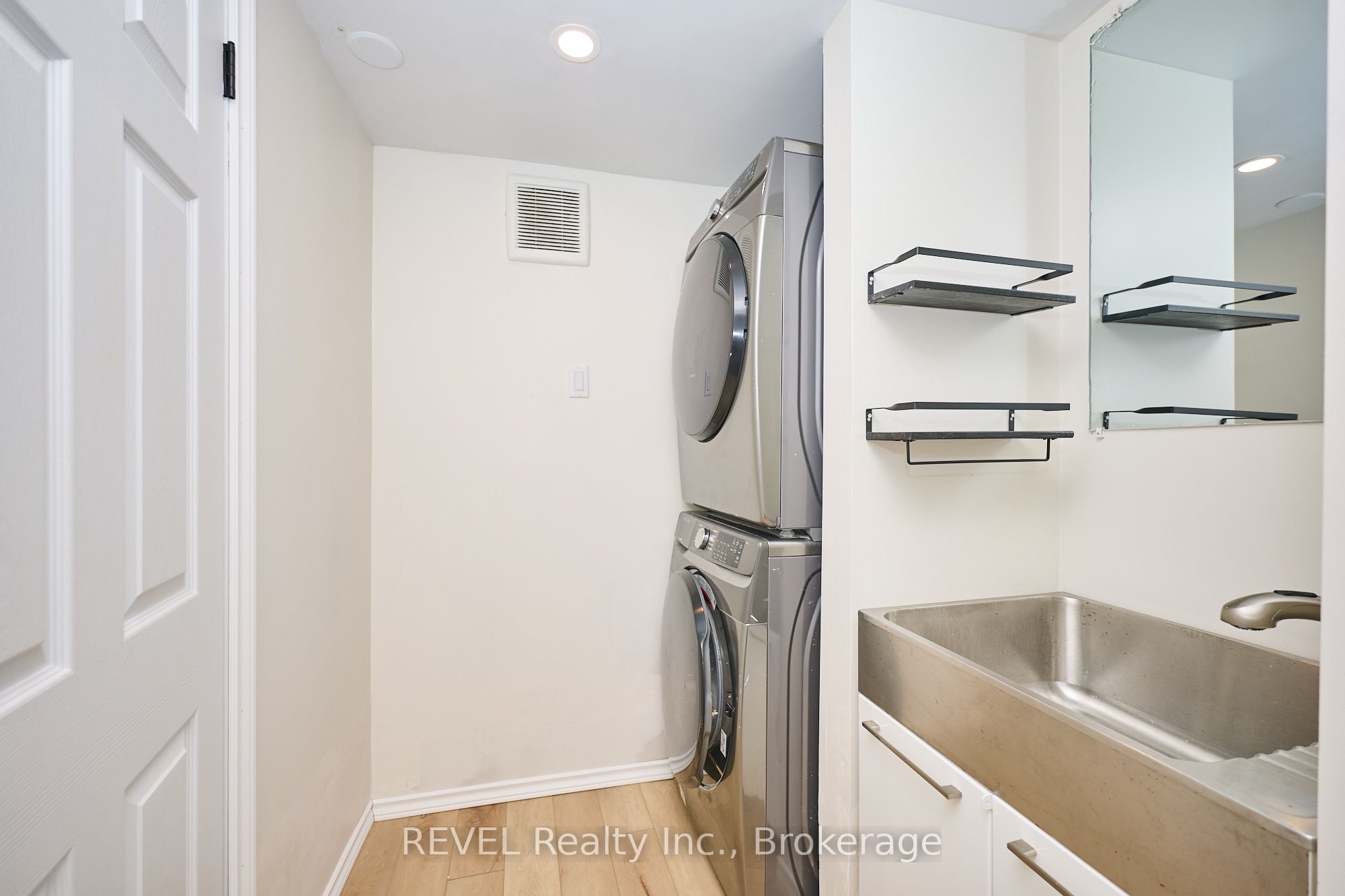 11 Newleaf Crescent Property Photo 36