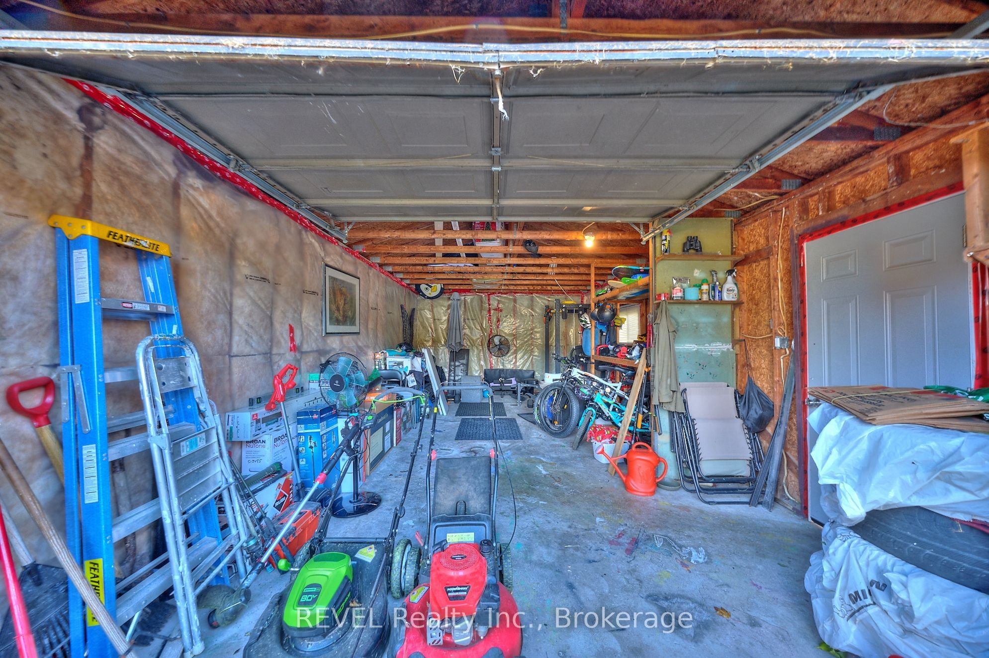 11 Newleaf Crescent Property Photo 48