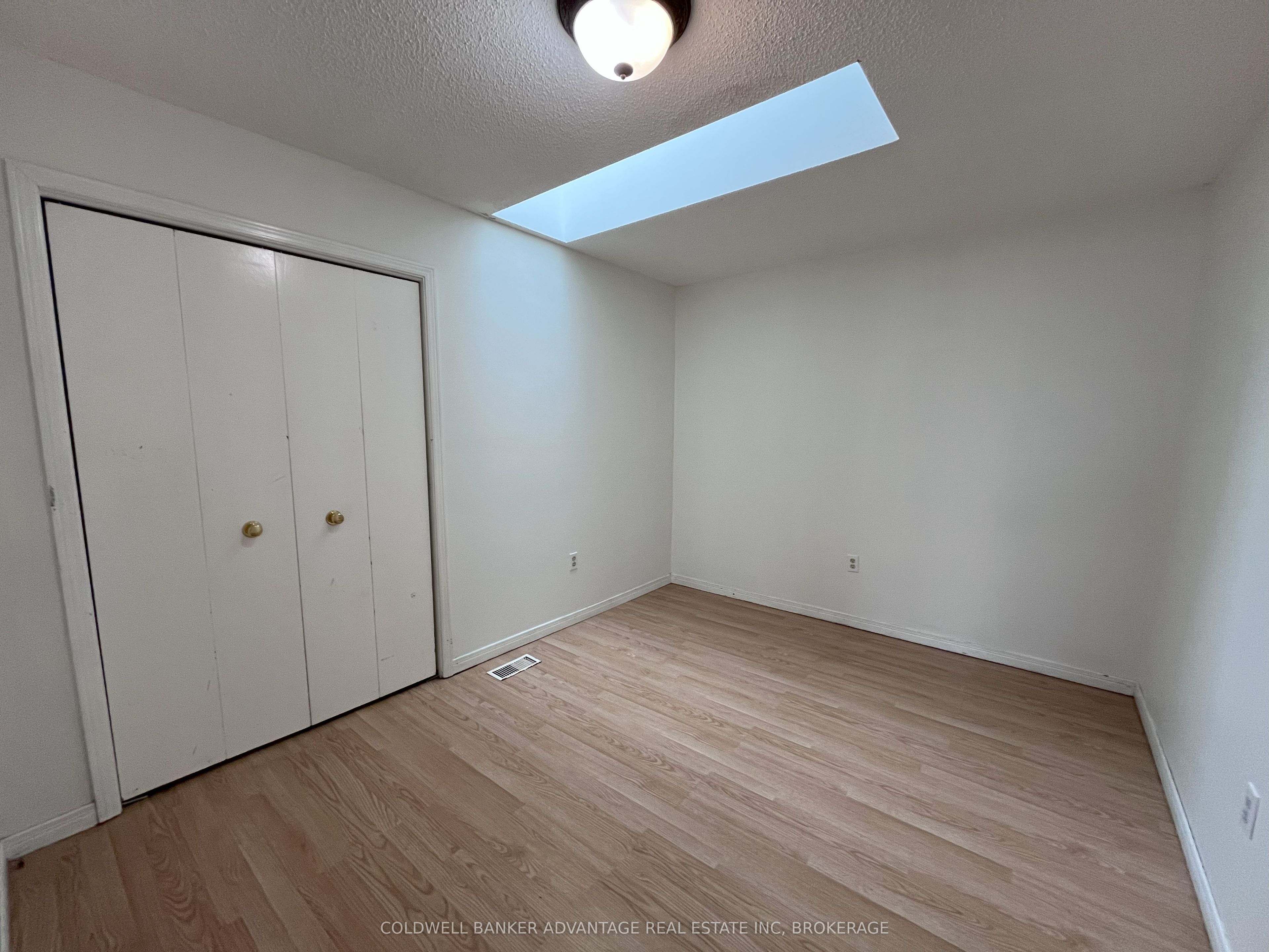 86 Commercial Street Property Photo 8