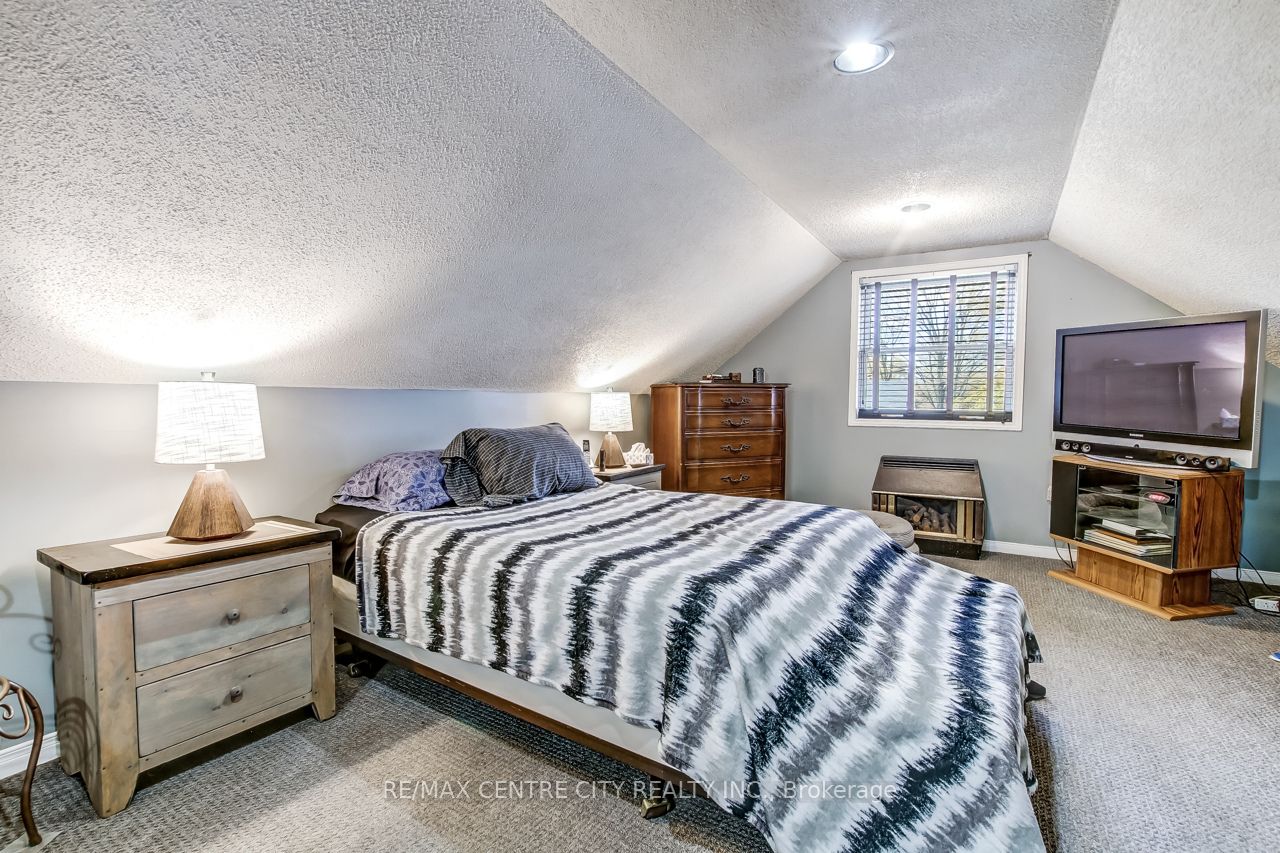 145 Hughes Street Property Photo 13