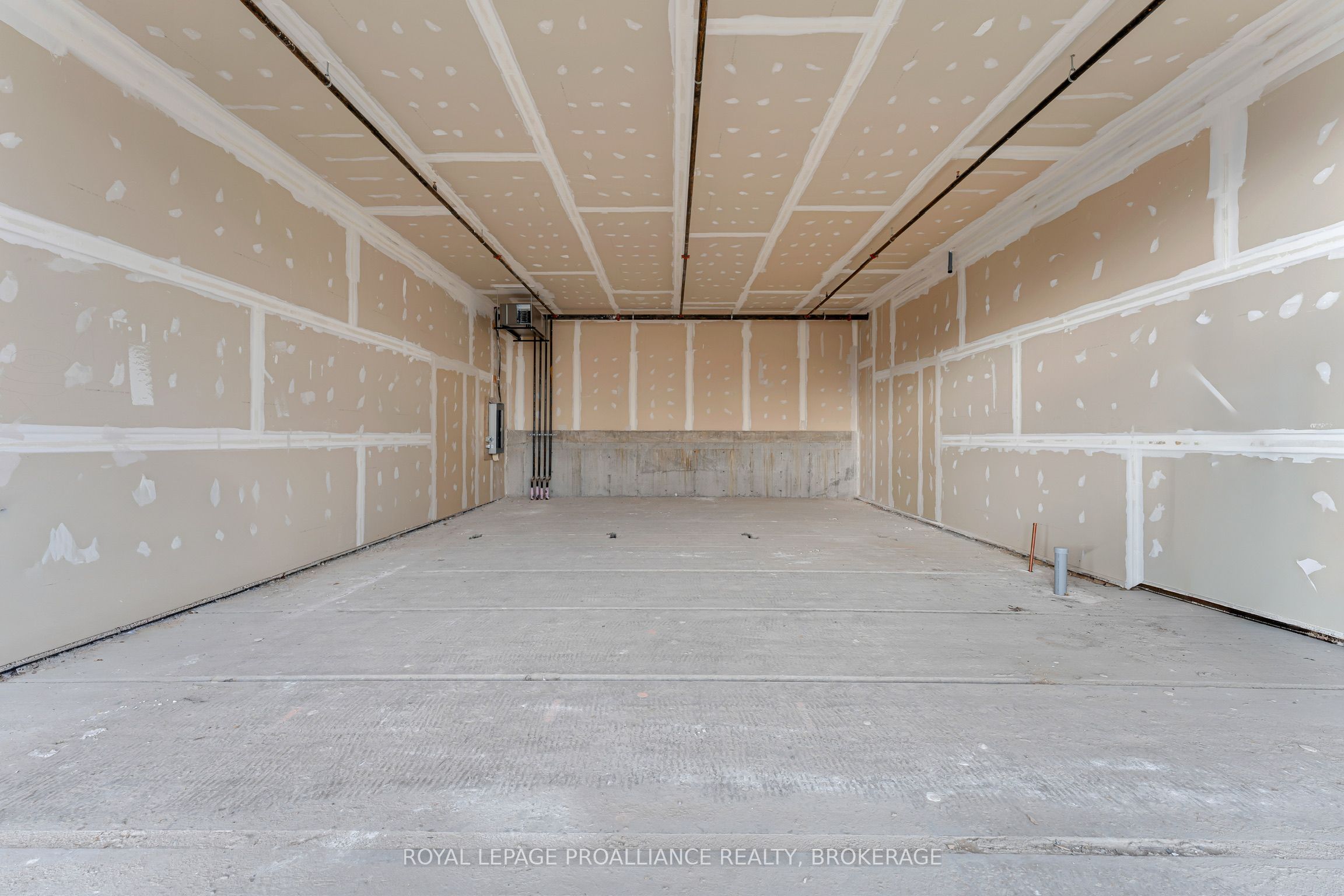 130 Water St Property Photo 9