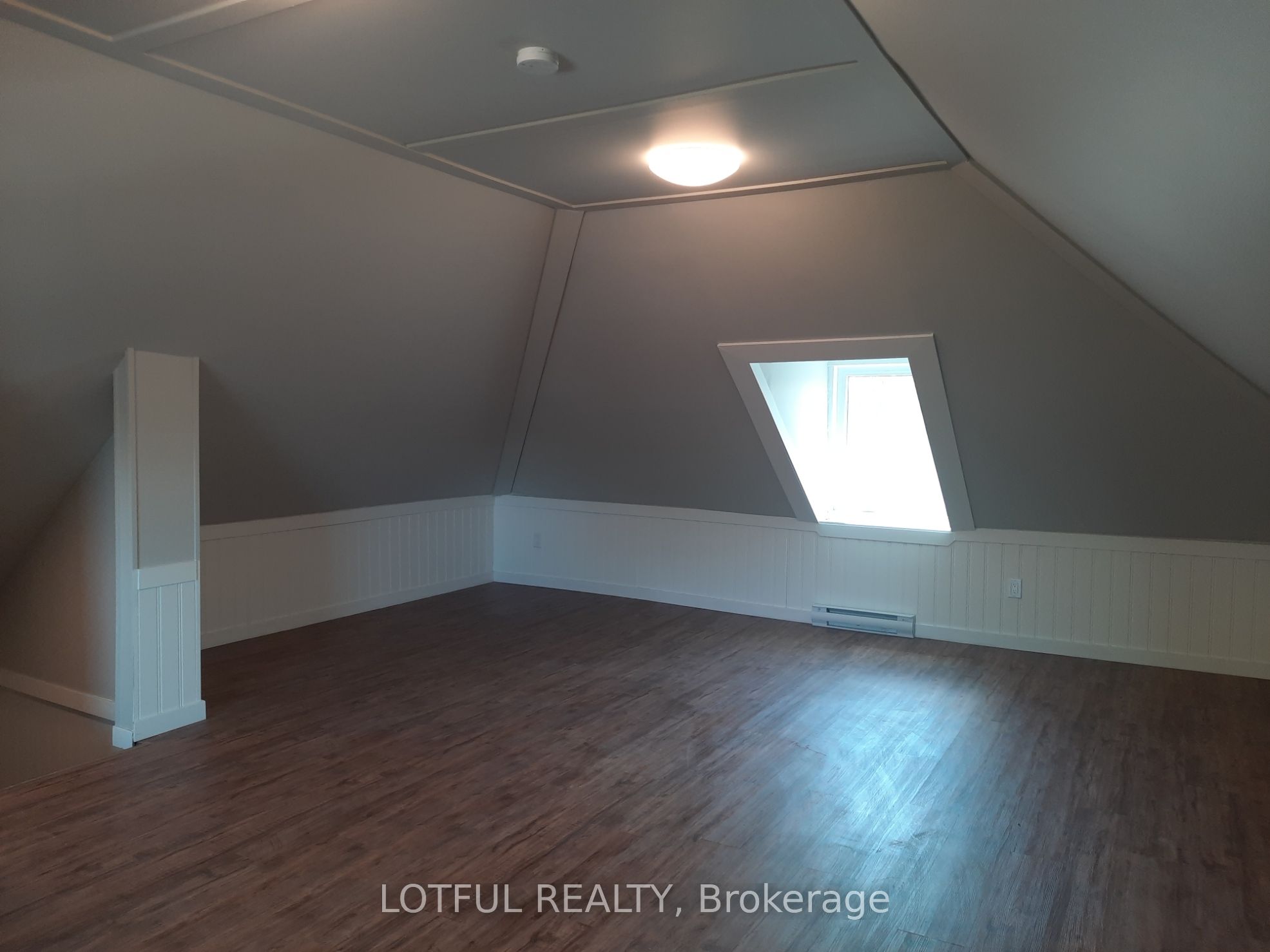 7 Montgomery Place 2 Property Photo 8