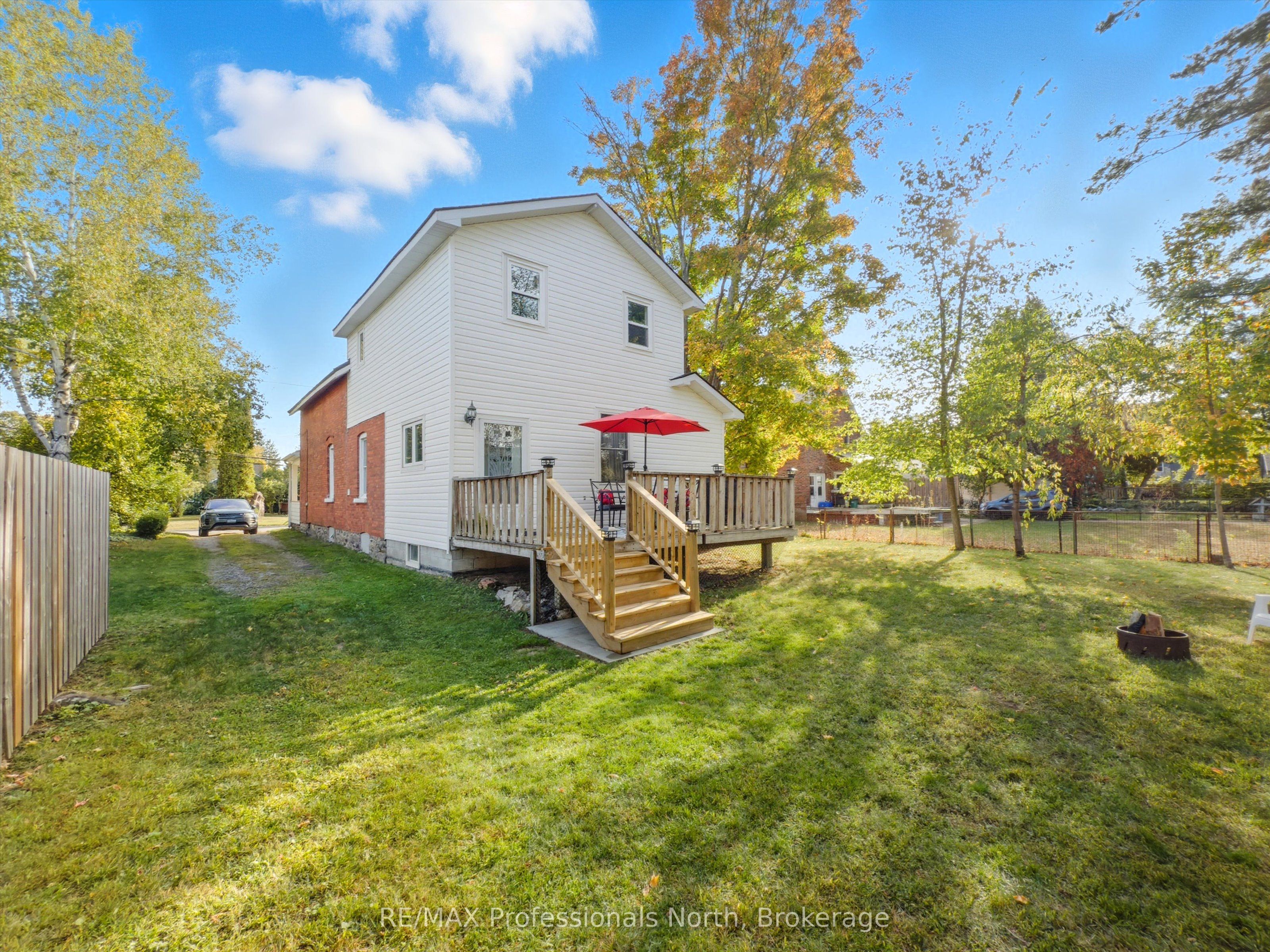 197 Dill Street Property Photo 33