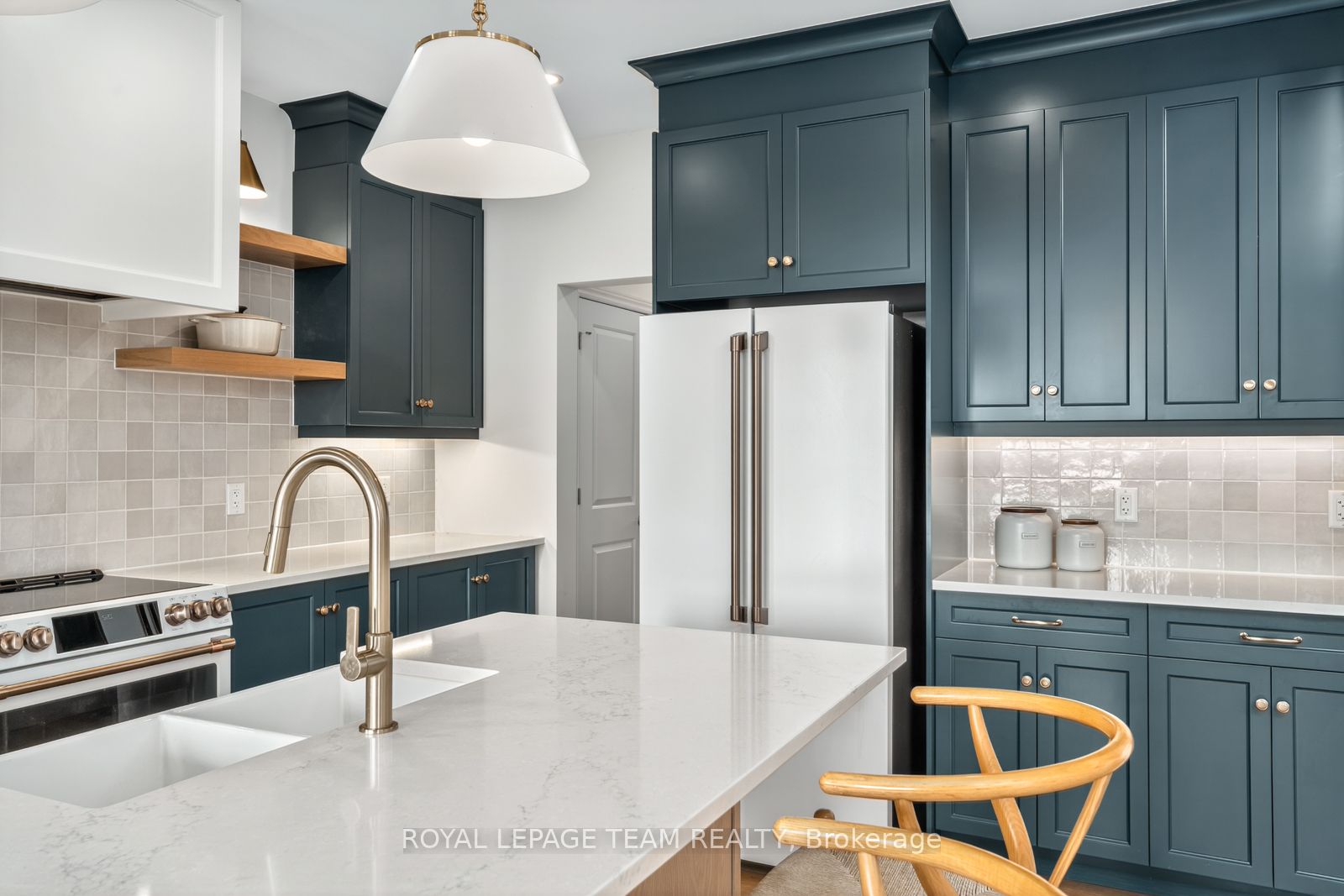 226 Kaswit Drive Property Photo 10