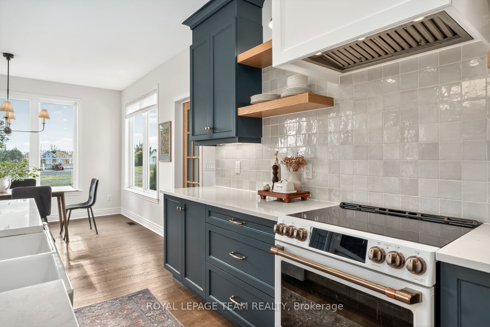 226 Kaswit Drive Property Photo 11