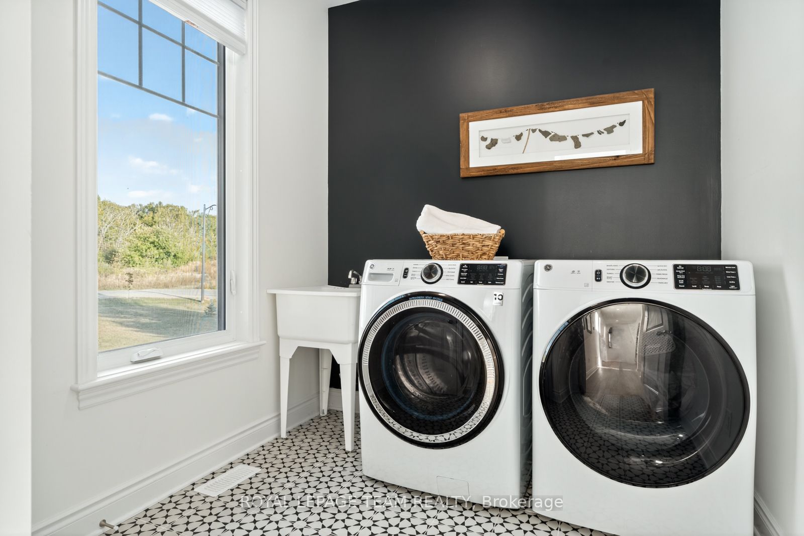 226 Kaswit Drive Property Photo 24