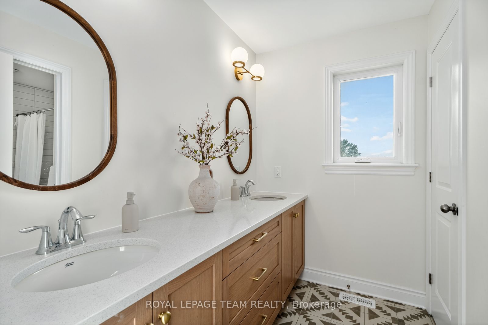 226 Kaswit Drive Property Photo 35