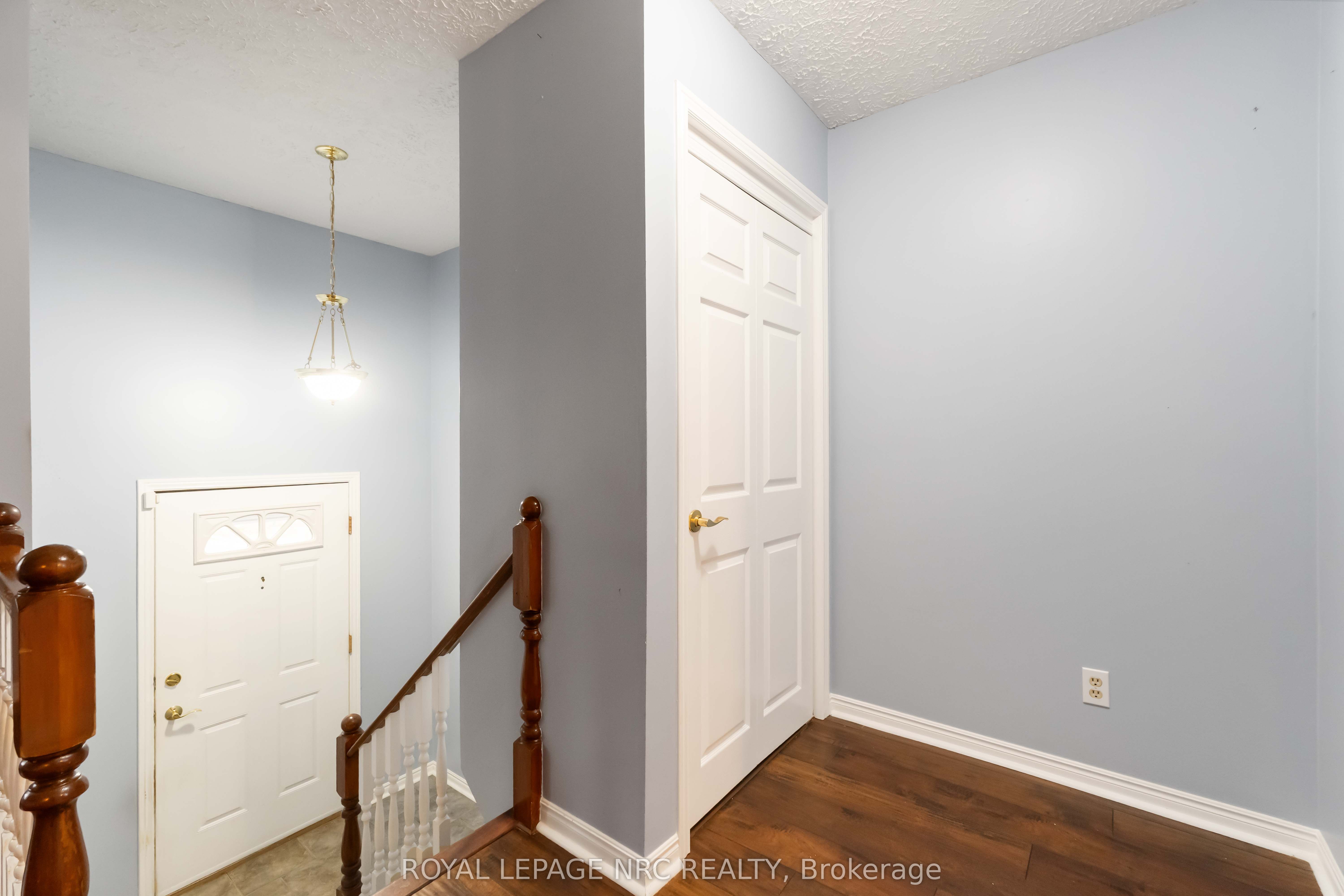 29 Heritage Court Property Photo 5