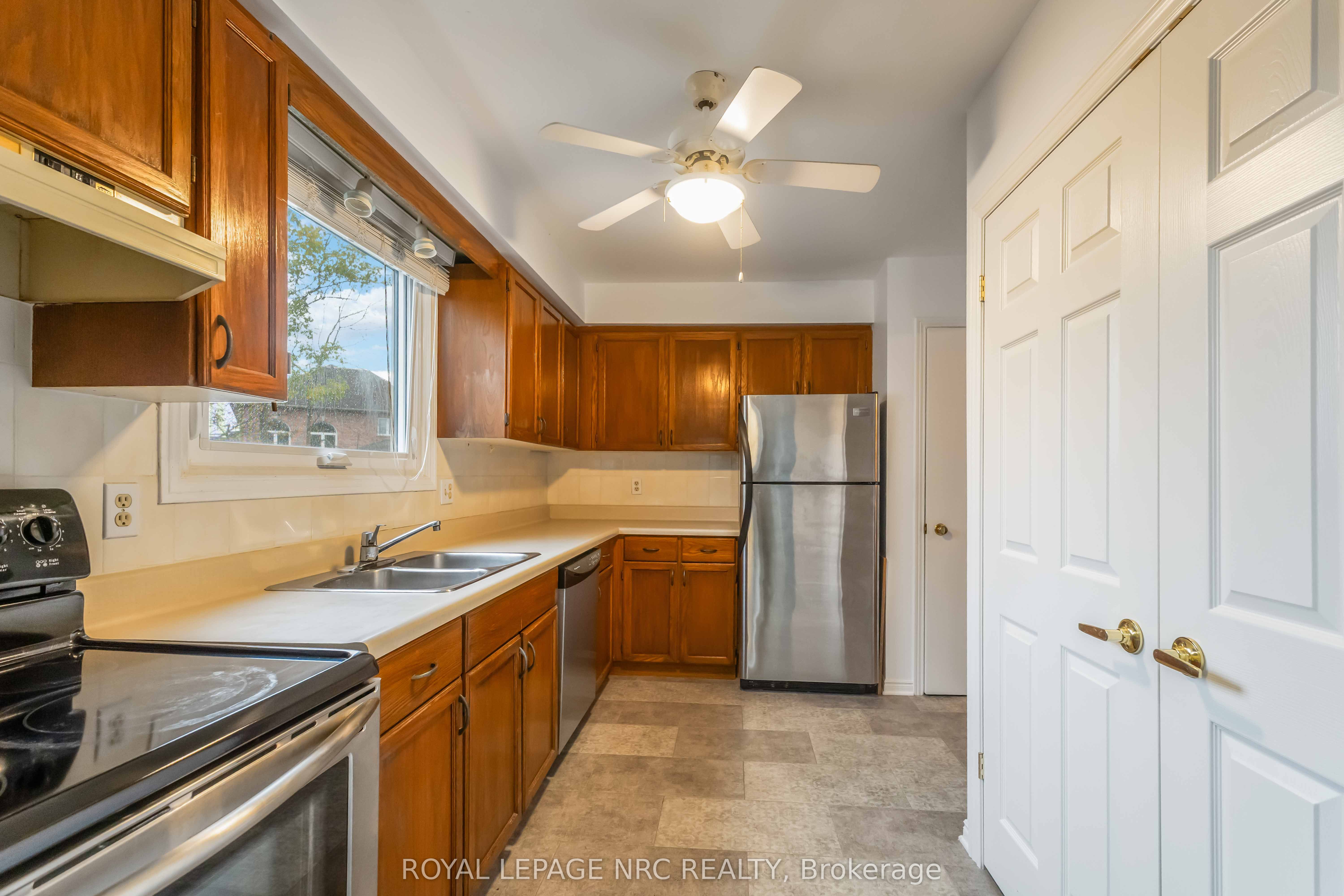 29 Heritage Court Property Photo 11