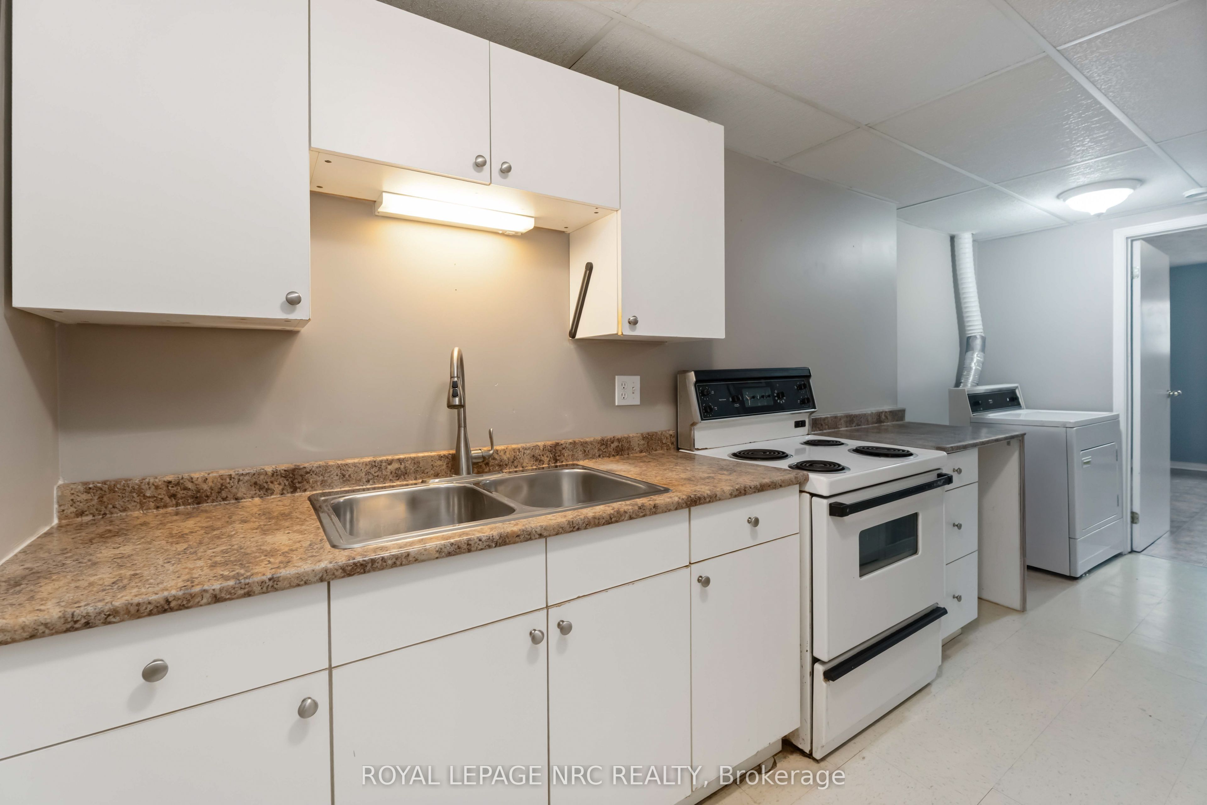 29 Heritage Court Property Photo 28