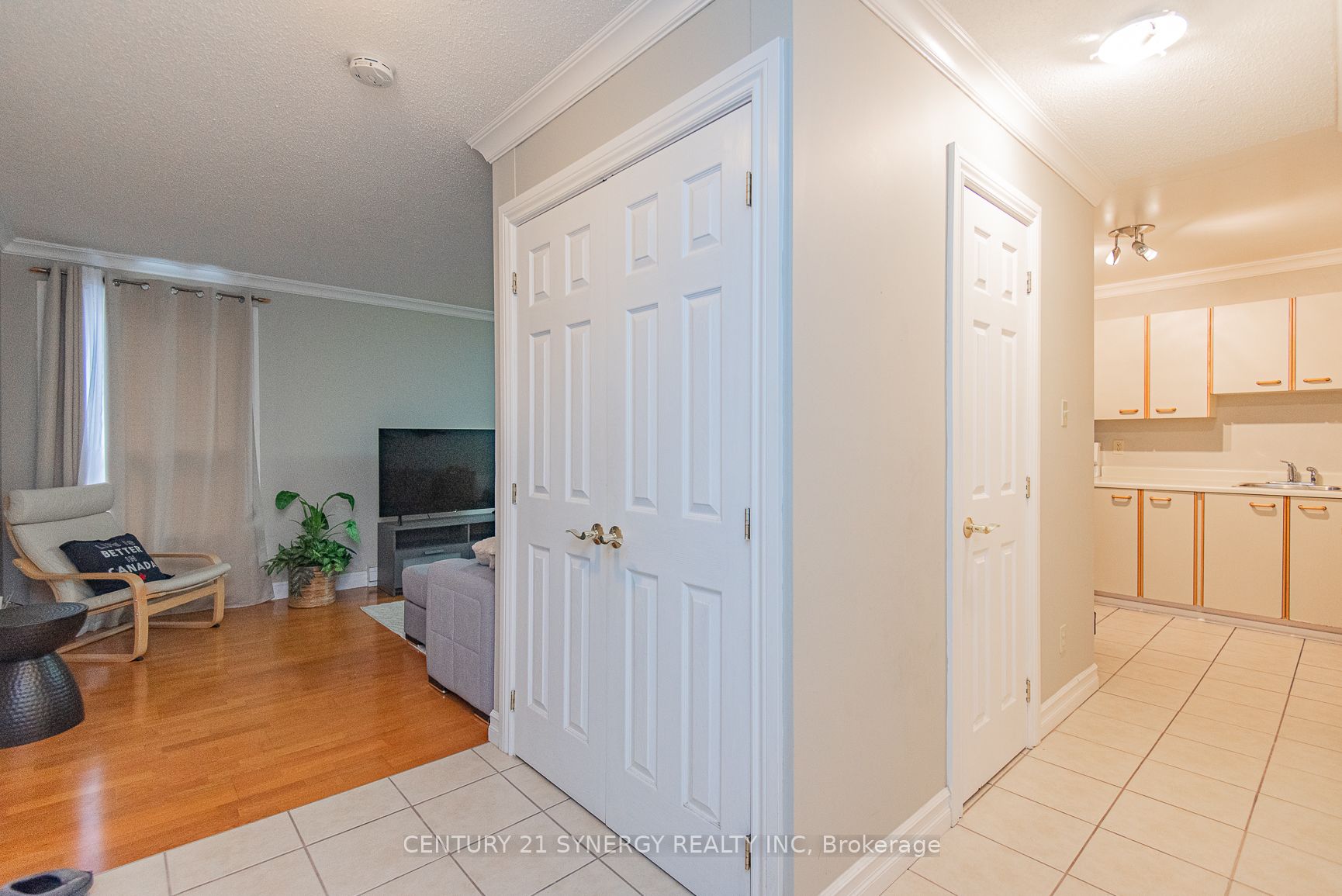 3066 Councillors Way Property Photo 4