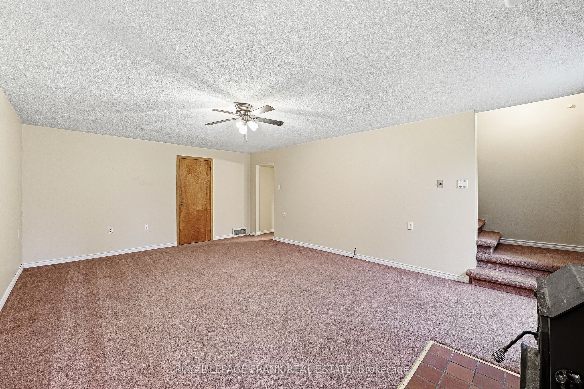 23 Trillium Court Property Photo 37