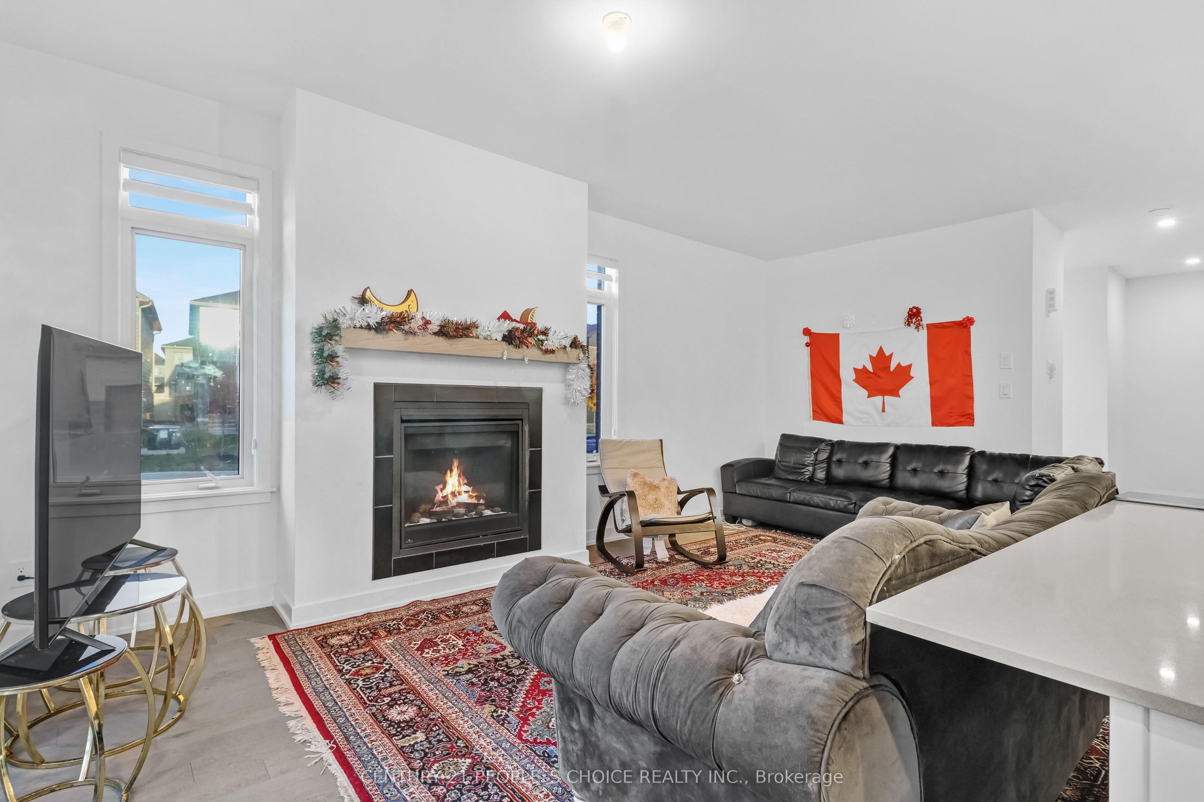 300 Makobe Ln Property Photo 11