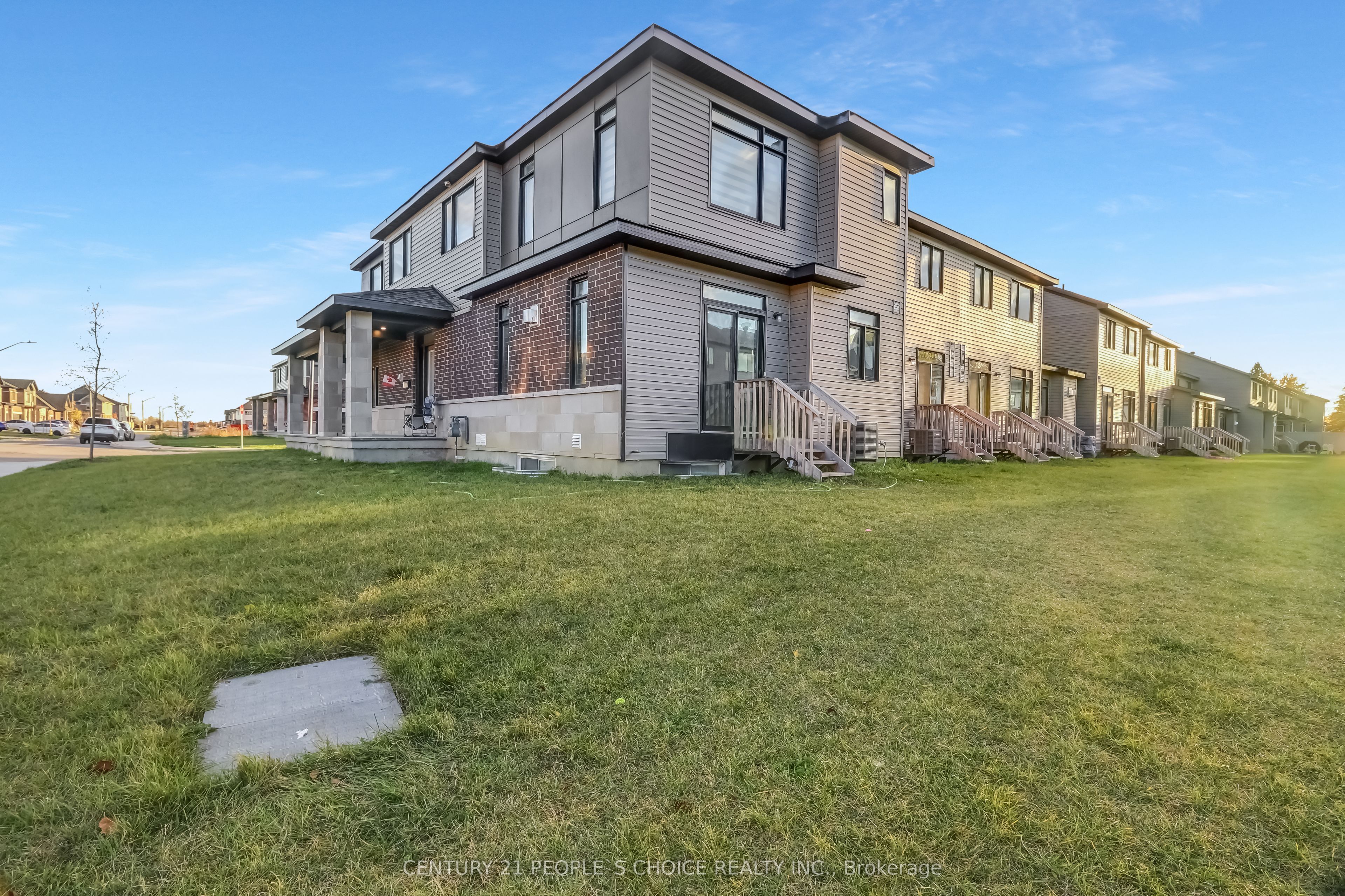 300 Makobe Ln Property Photo 16