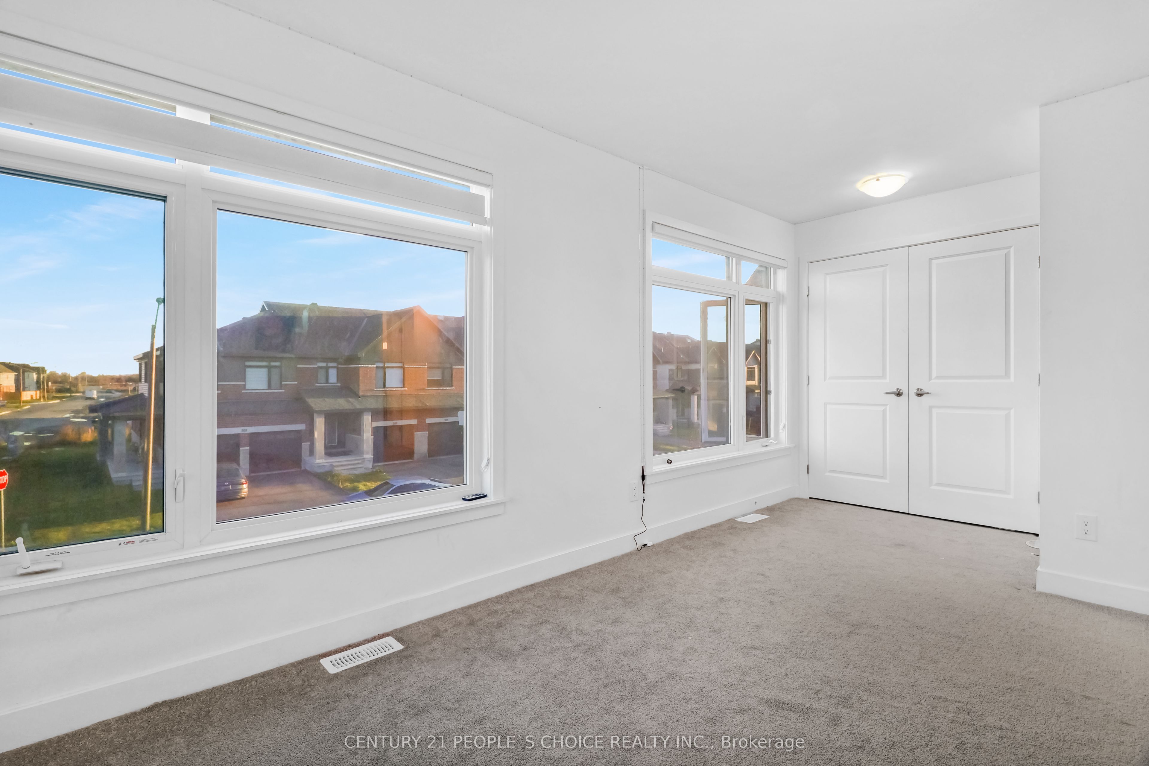 300 Makobe Ln Property Photo 19