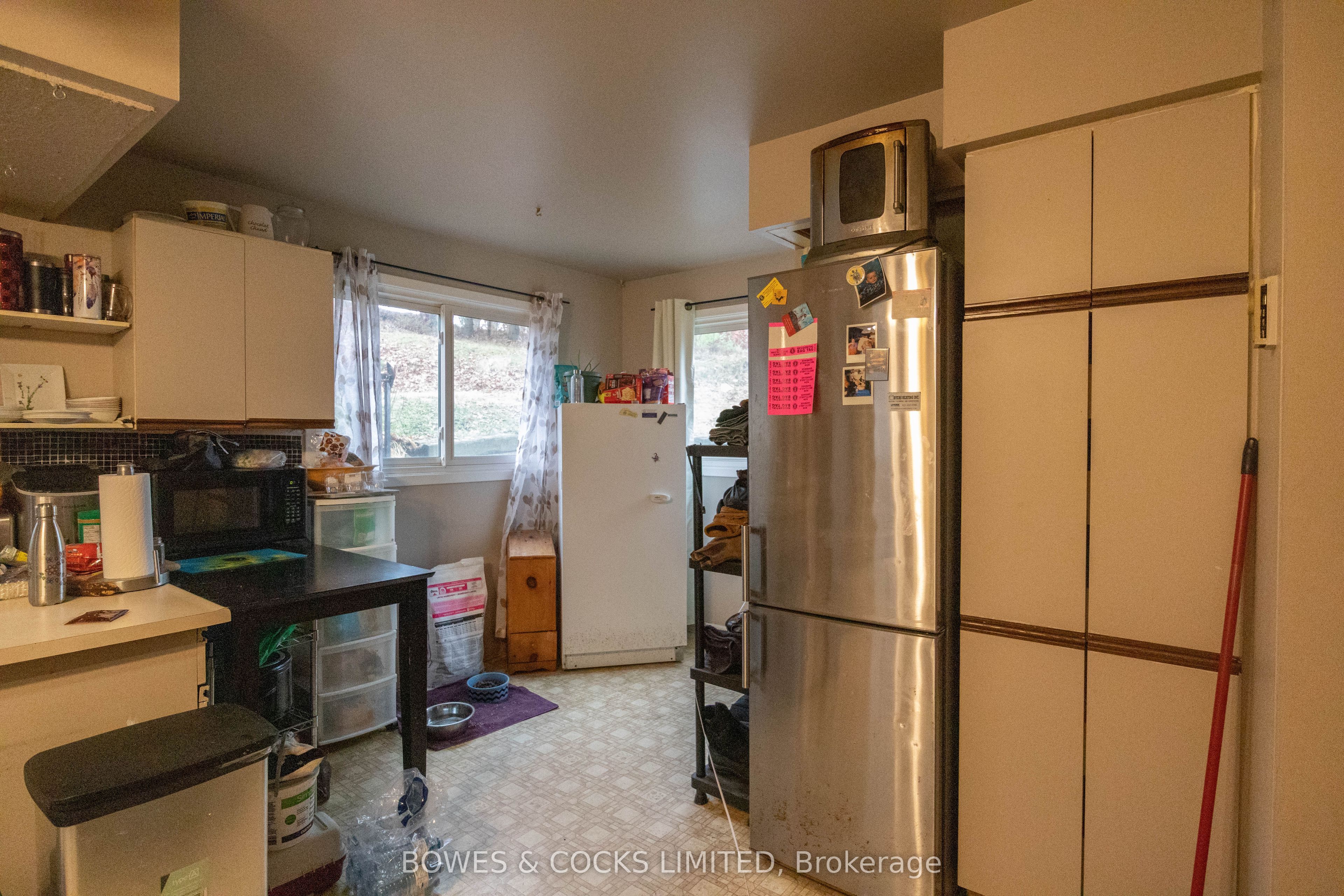 35 Cleak Ave Property Photo 12