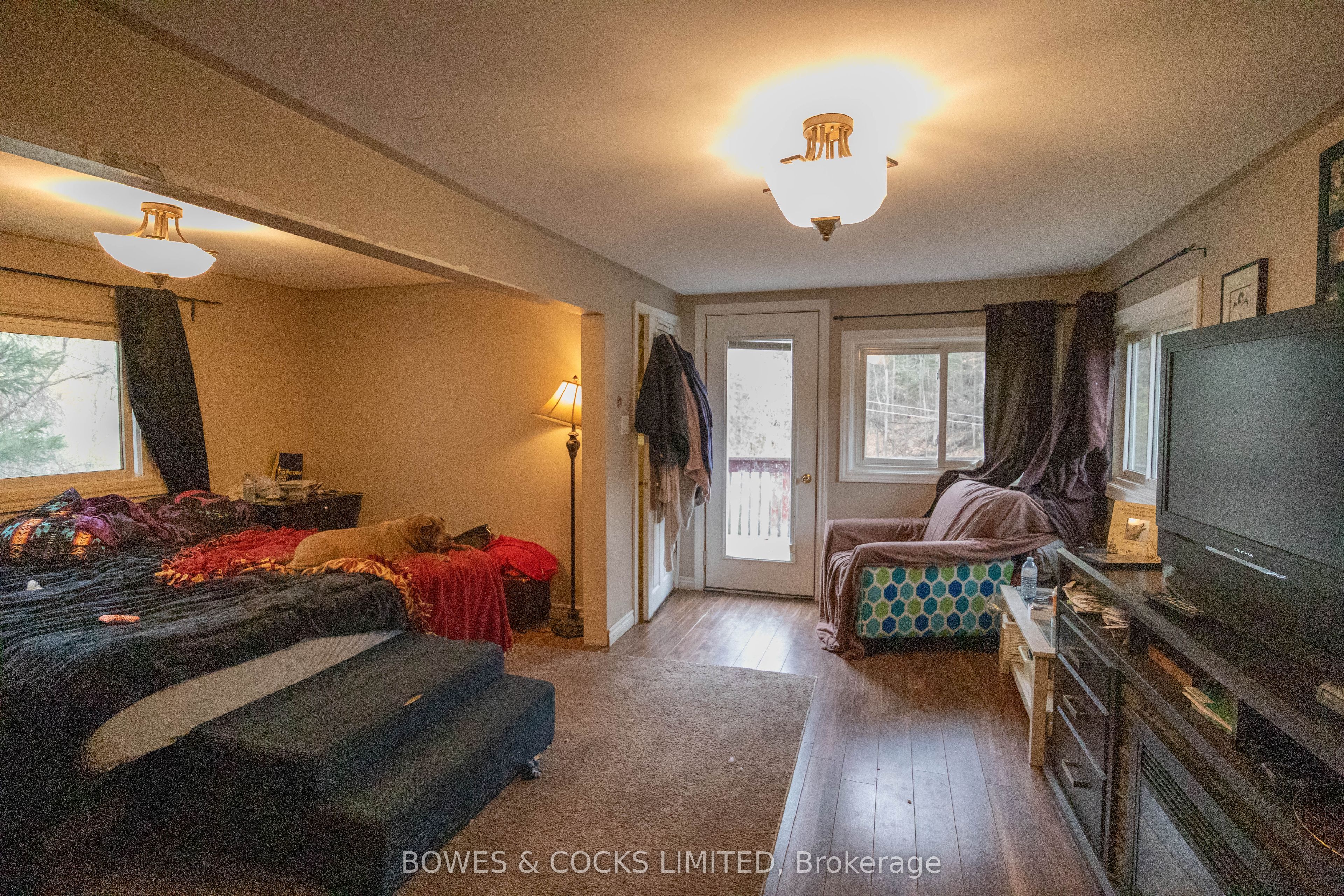 35 Cleak Ave Property Photo 27