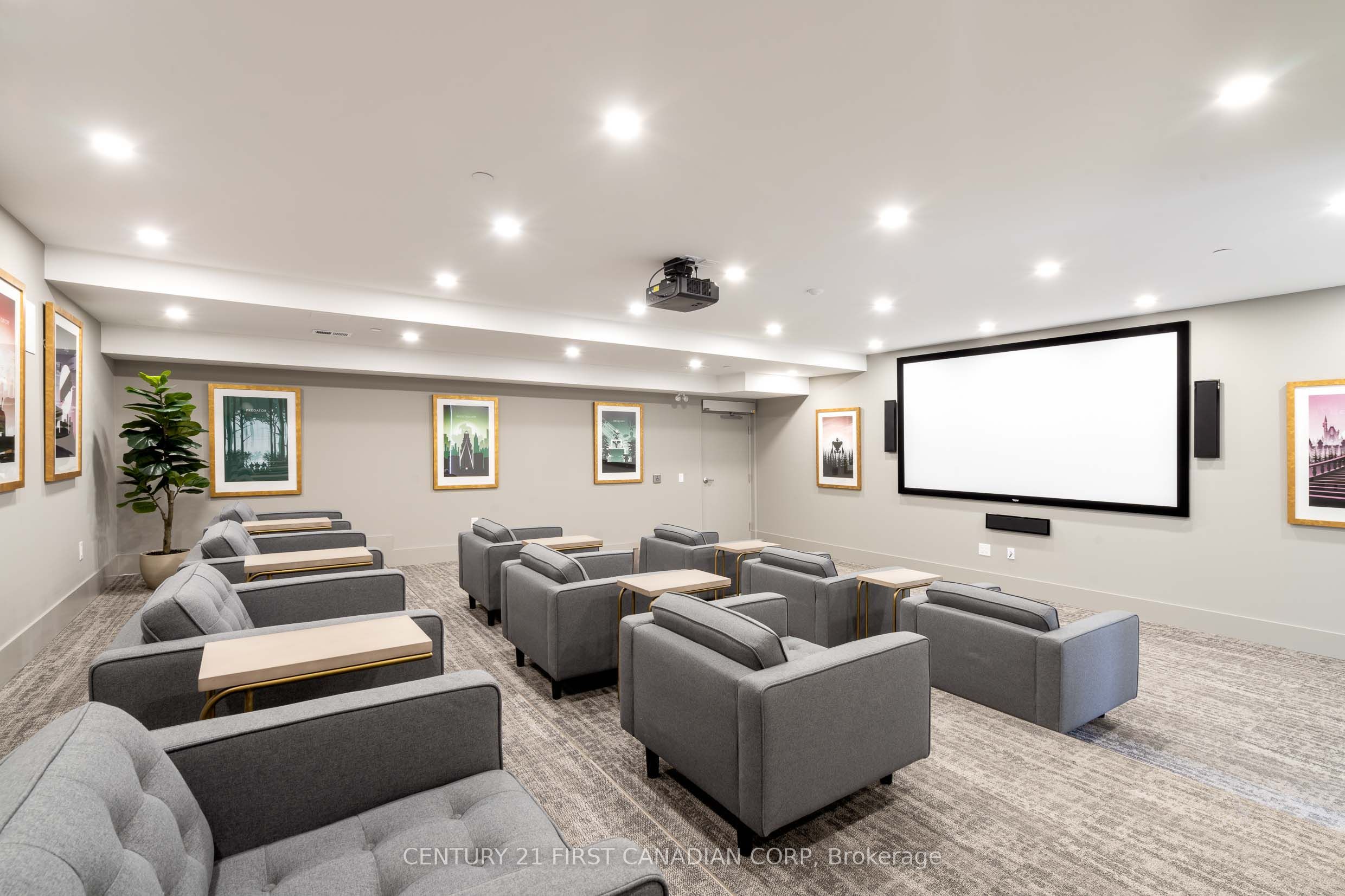 1975 Fountain Grass Dr Property Photo 23