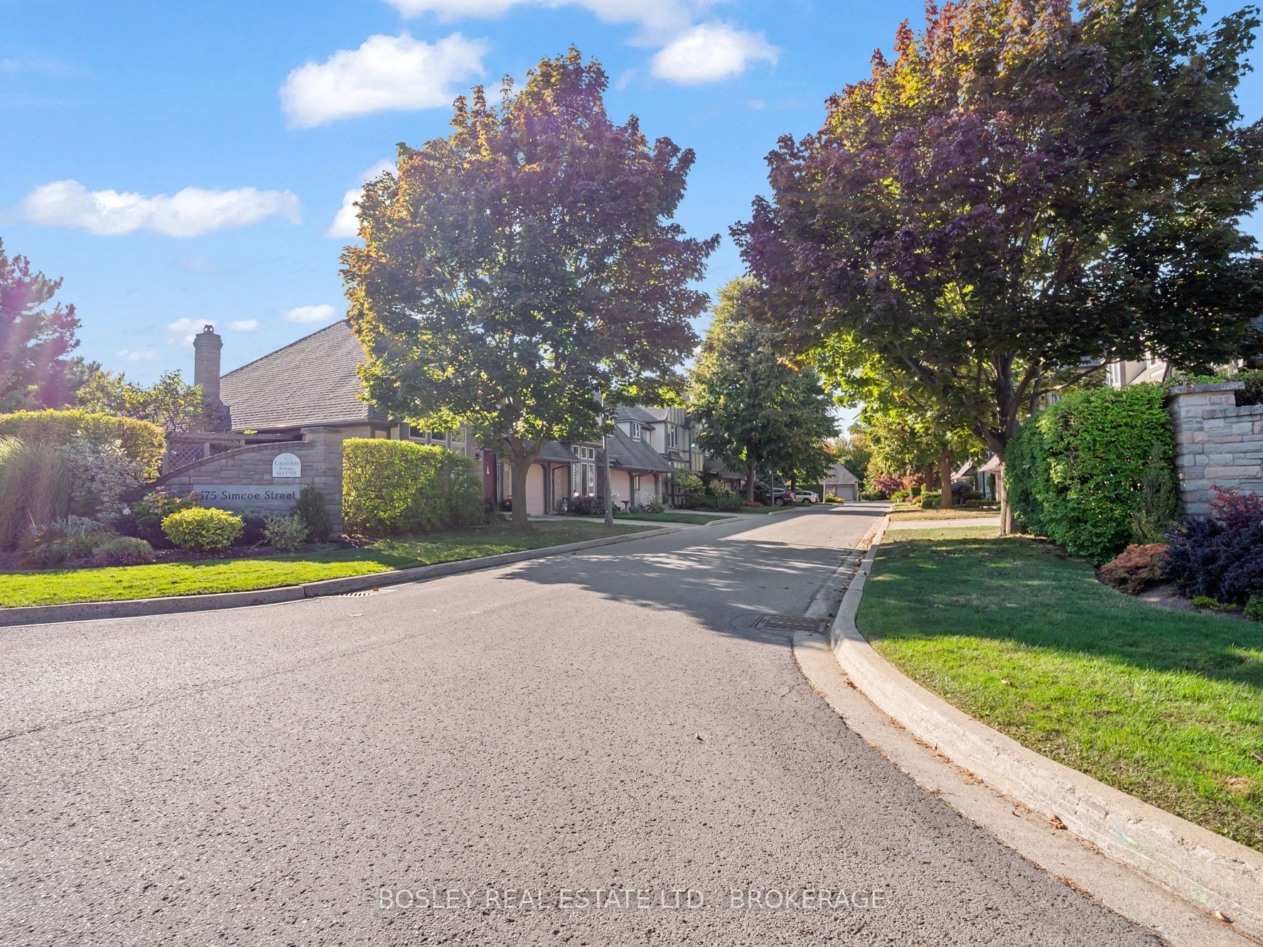 575 Simcoe St Property Photo 2