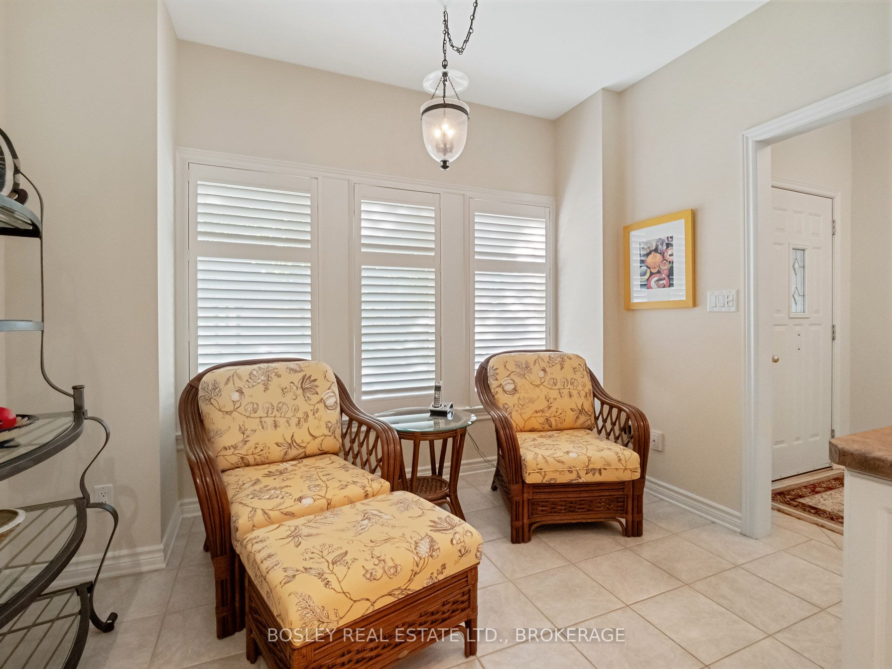 575 Simcoe St Property Photo 15