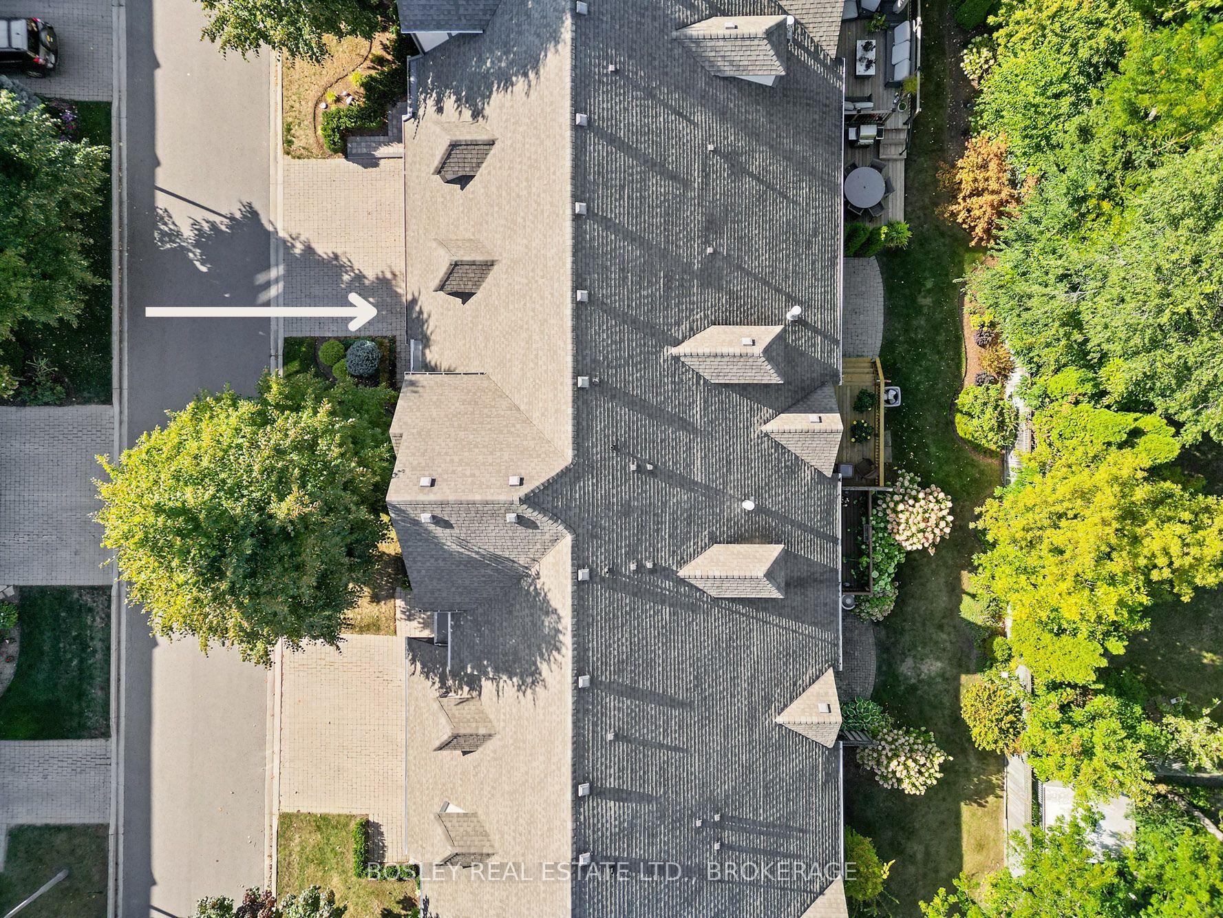 575 Simcoe St Property Photo 38