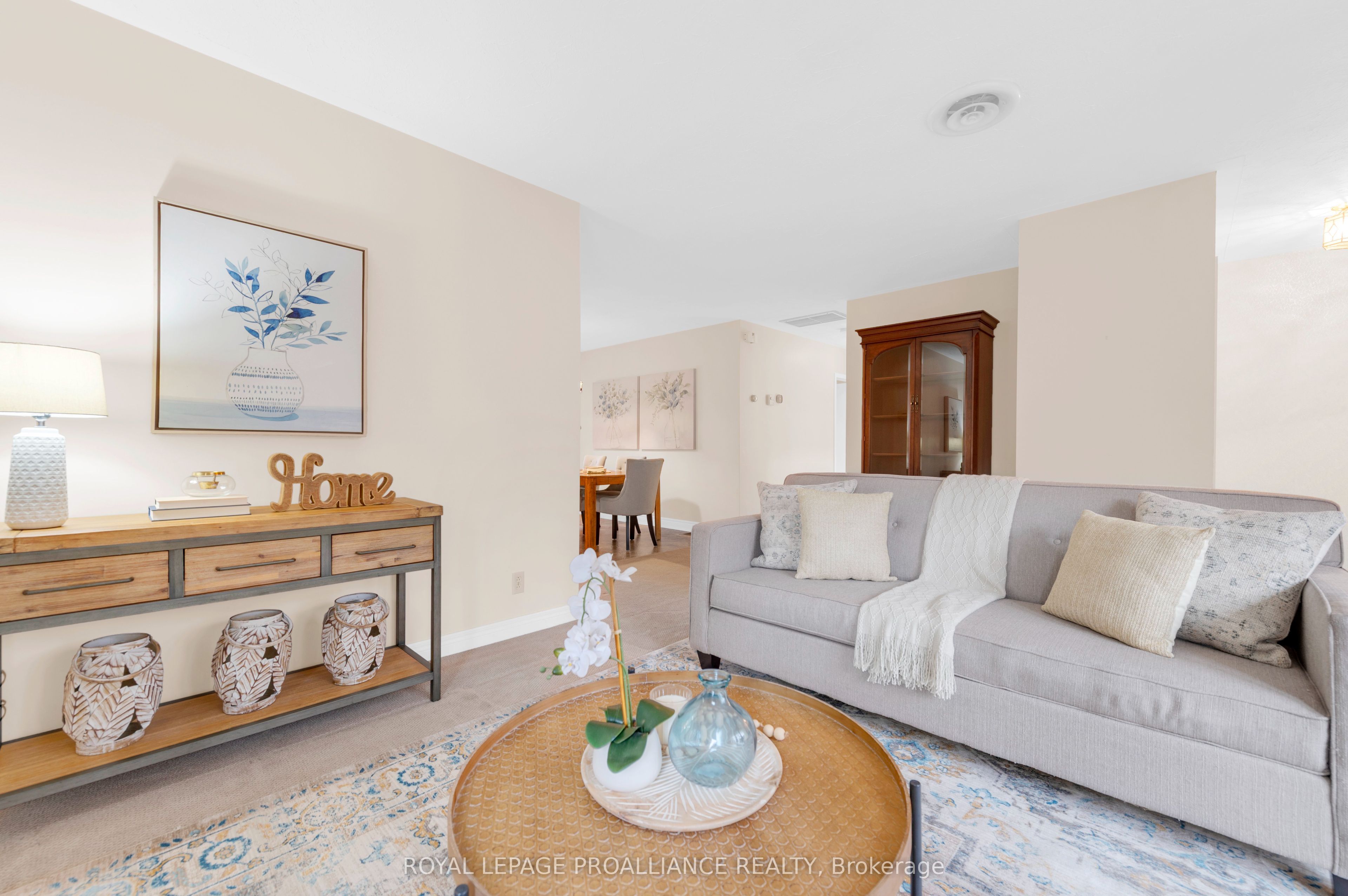 7 North Drive Property Photo 14