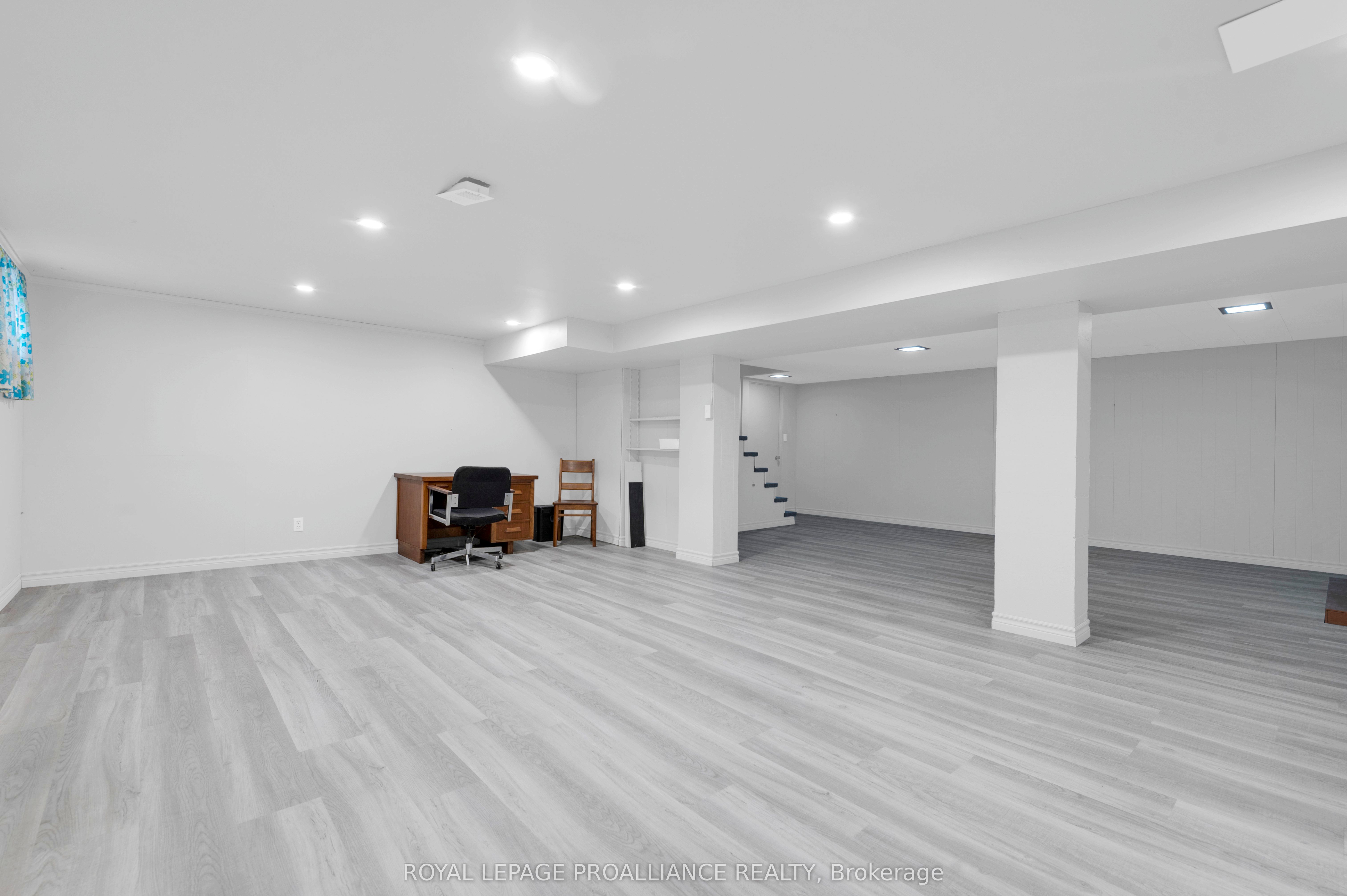 7 North Drive Property Photo 31