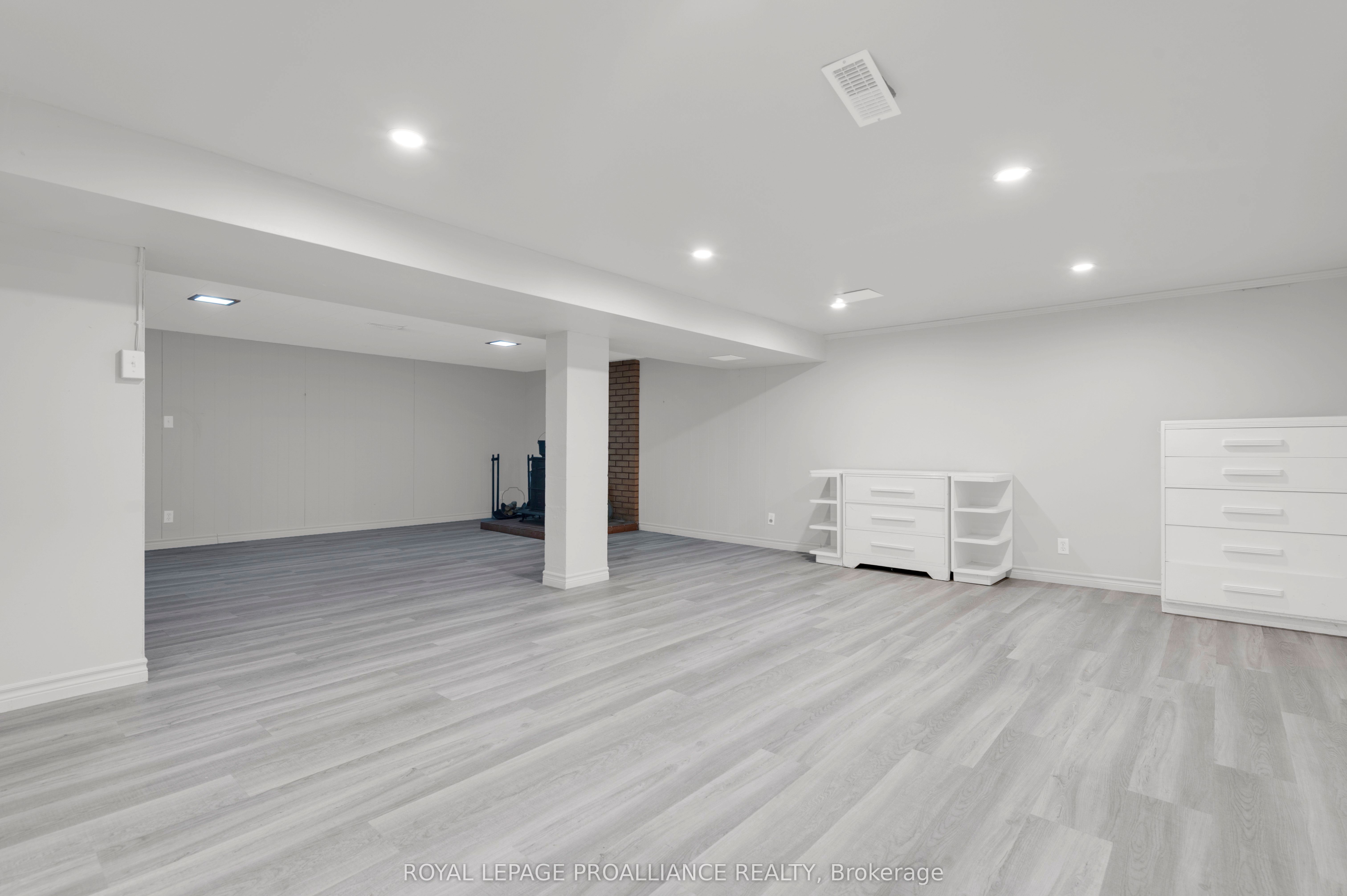 7 North Drive Property Photo 32