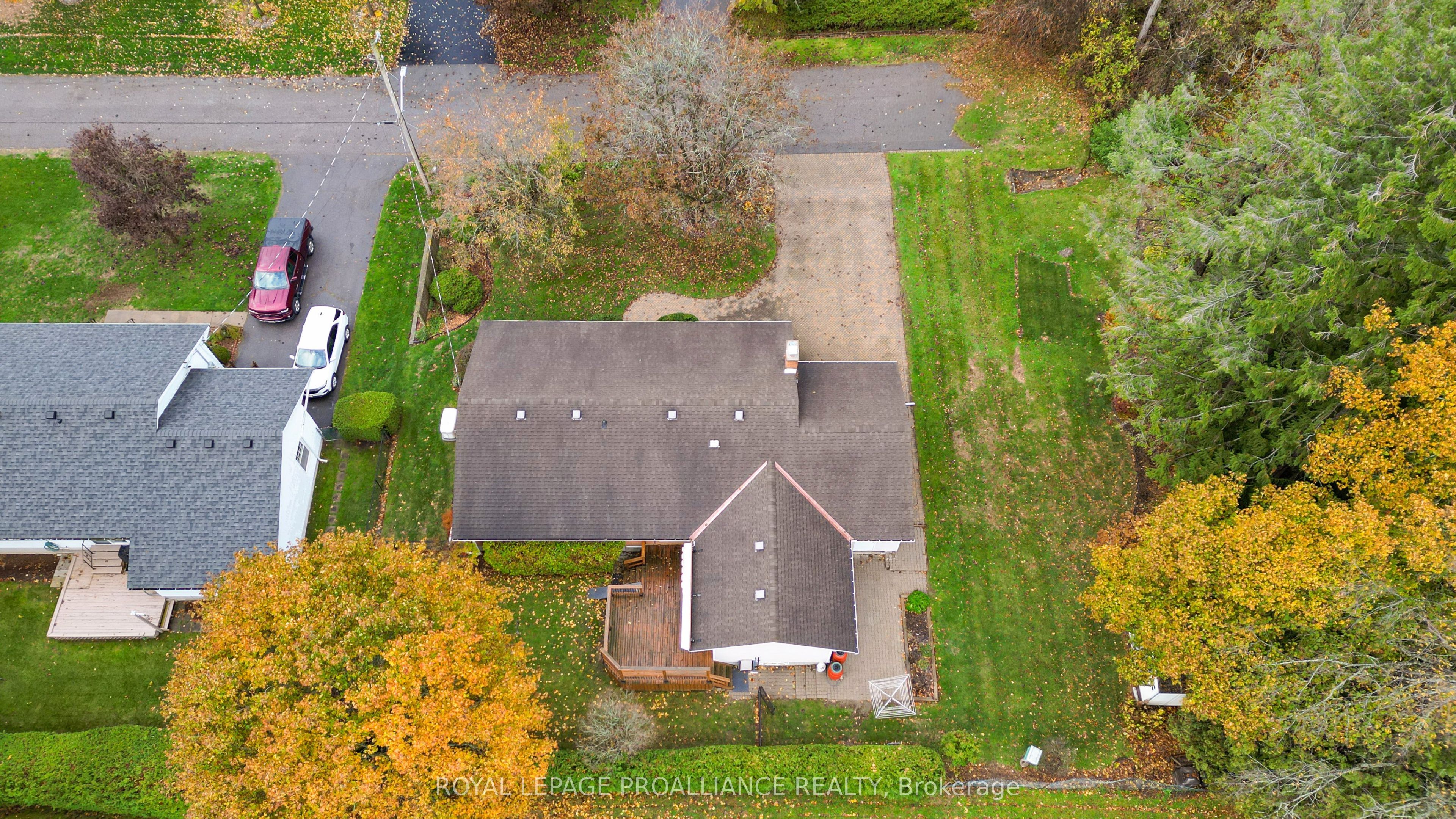 7 North Drive Property Photo 45