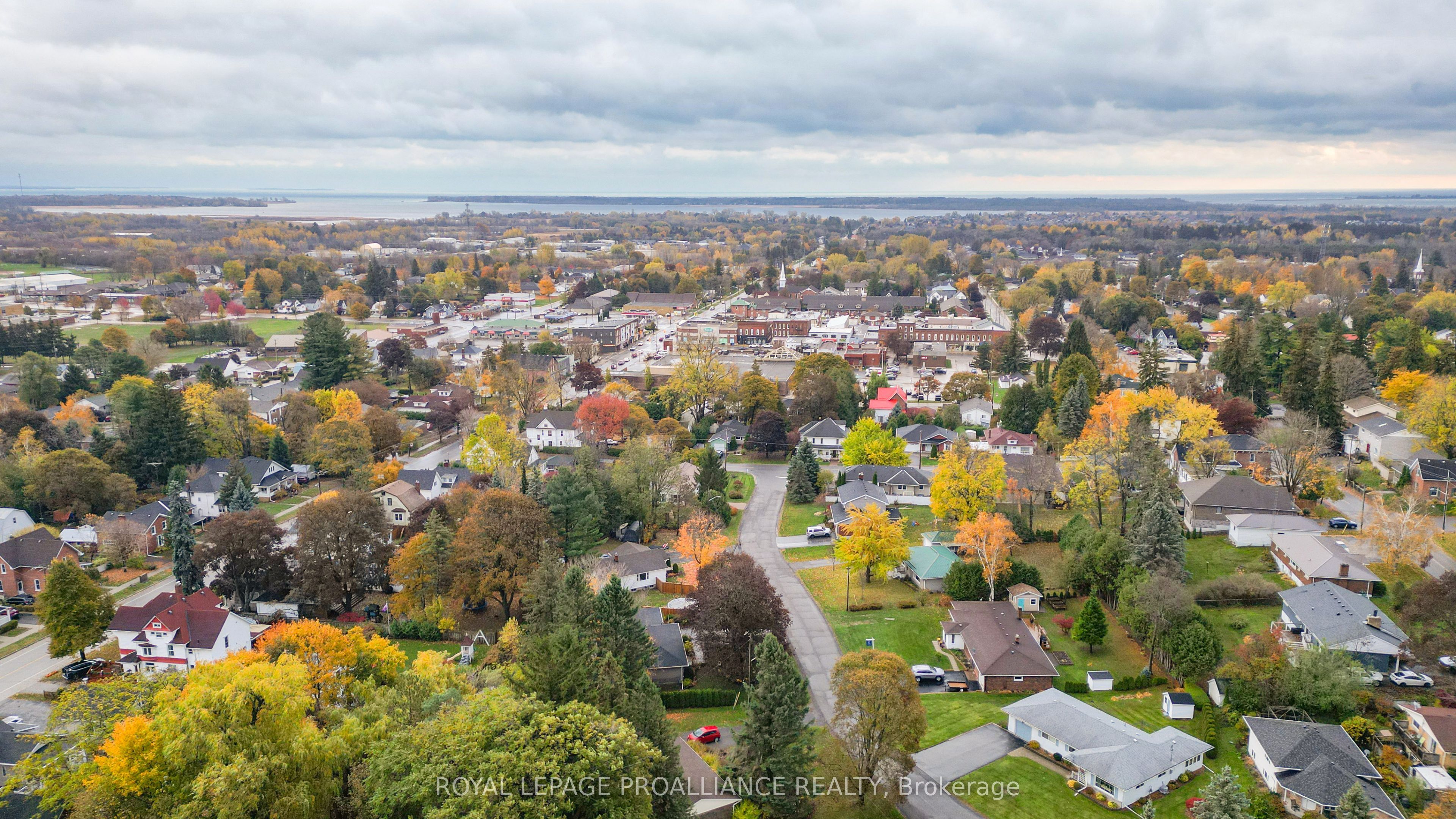 7 North Drive Property Photo 47