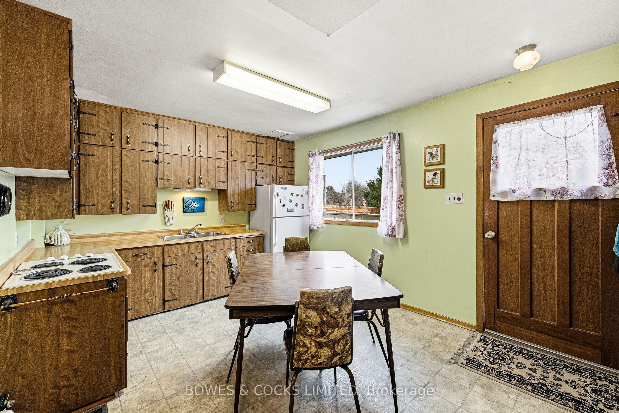 4289 Highway 7 N/a Property Photo 17