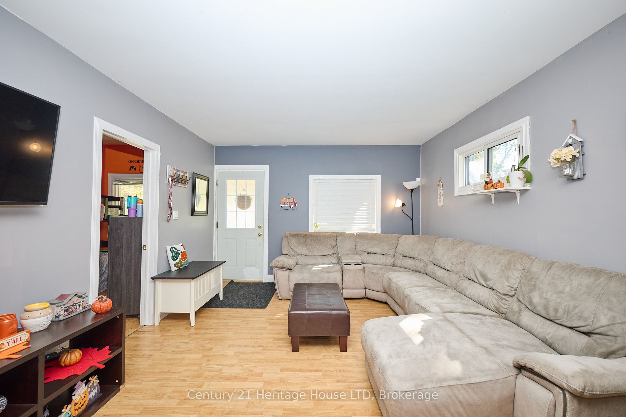 119 Page St Property Photo 6