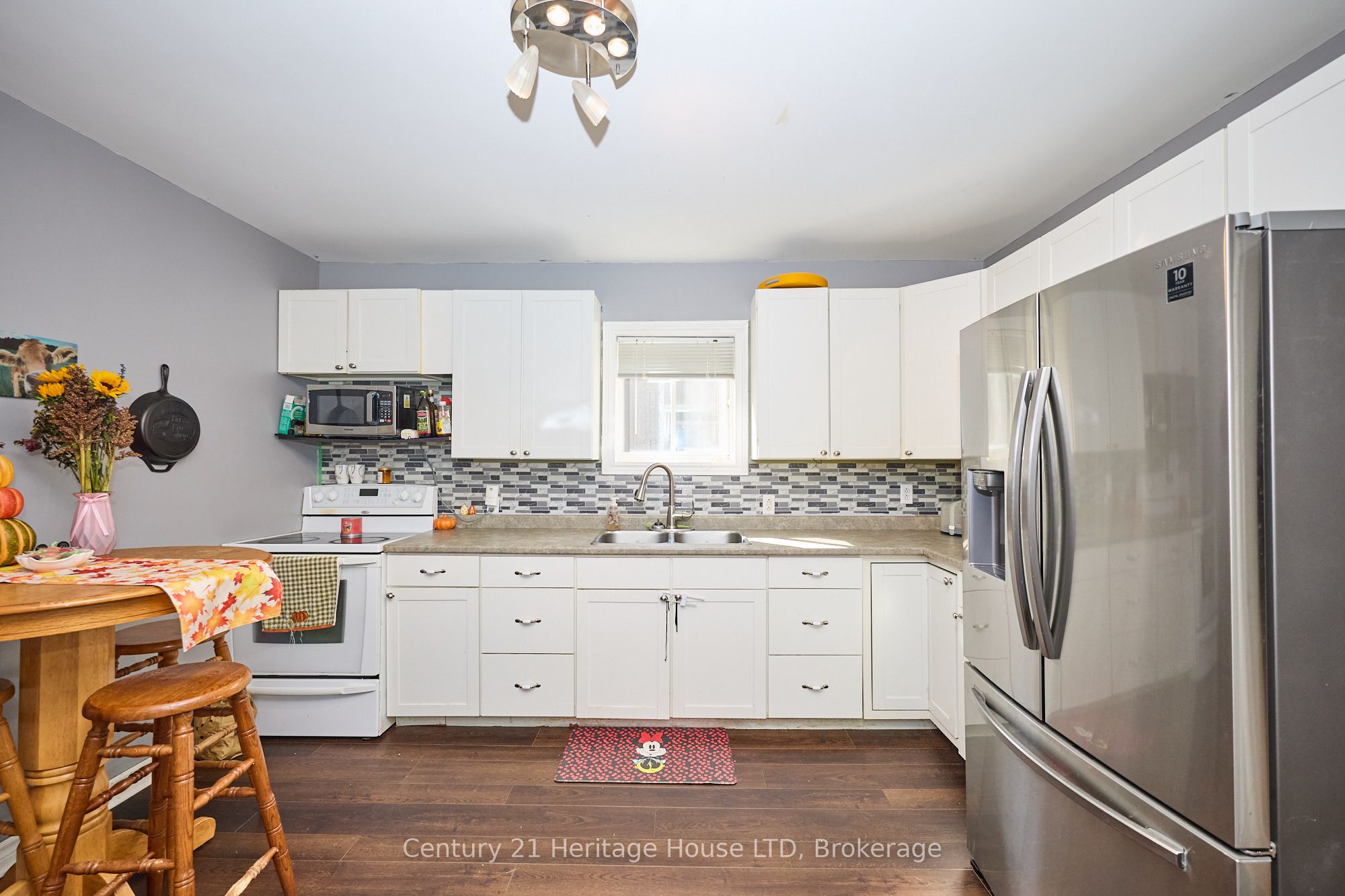 119 Page St Property Photo 10