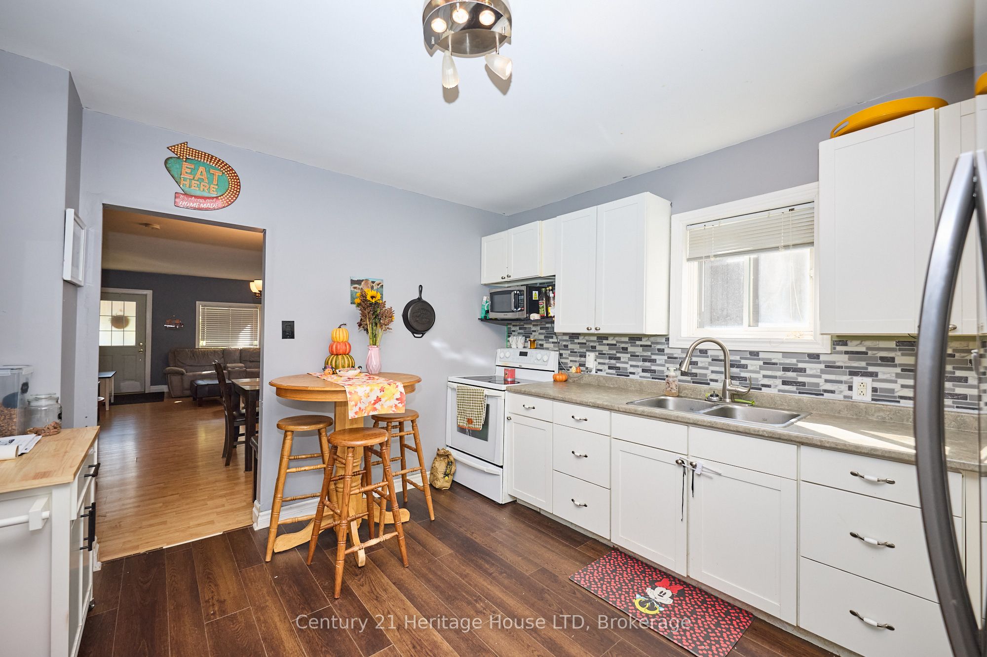 119 Page St Property Photo 11