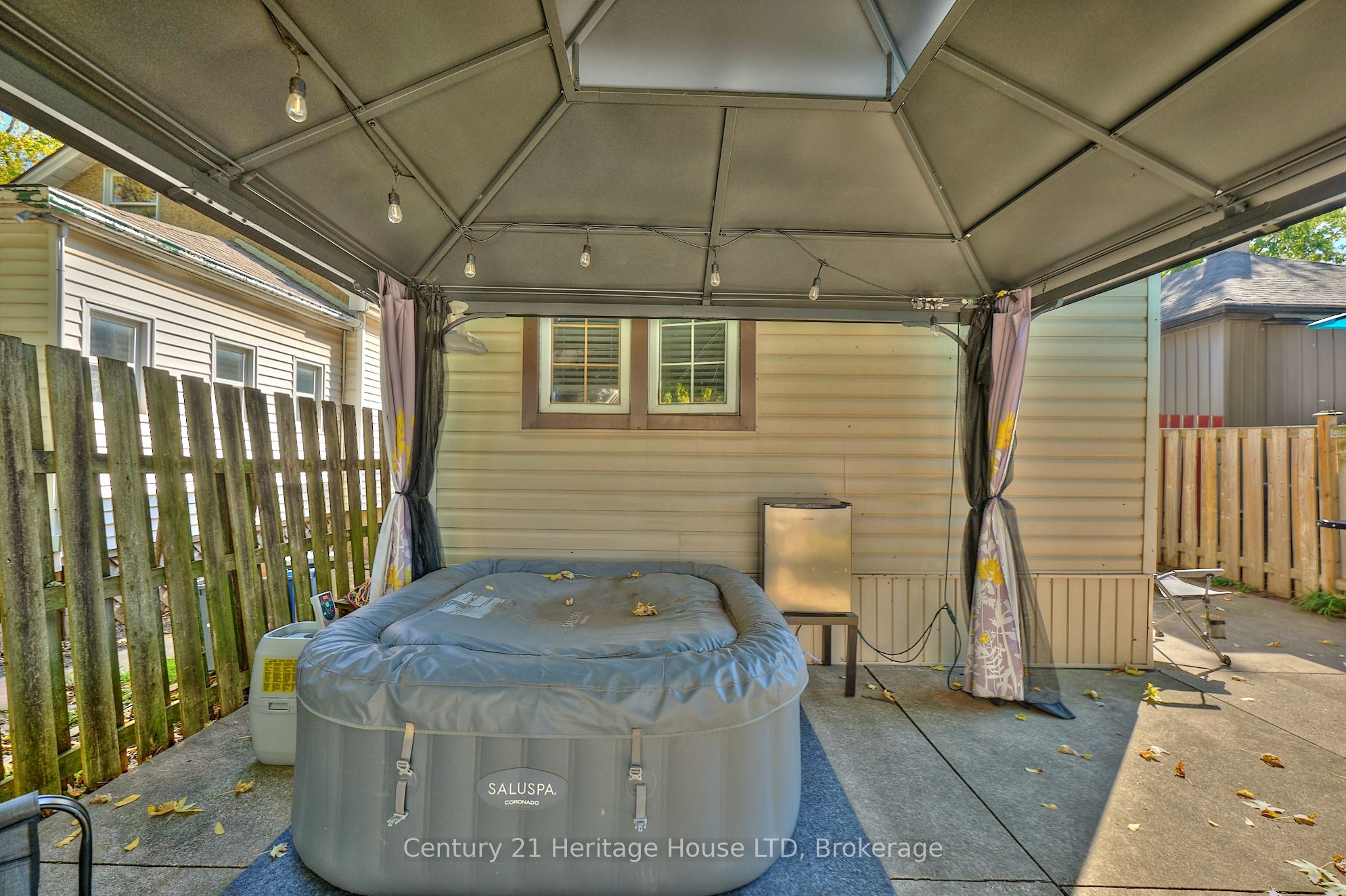 119 Page St Property Photo 20