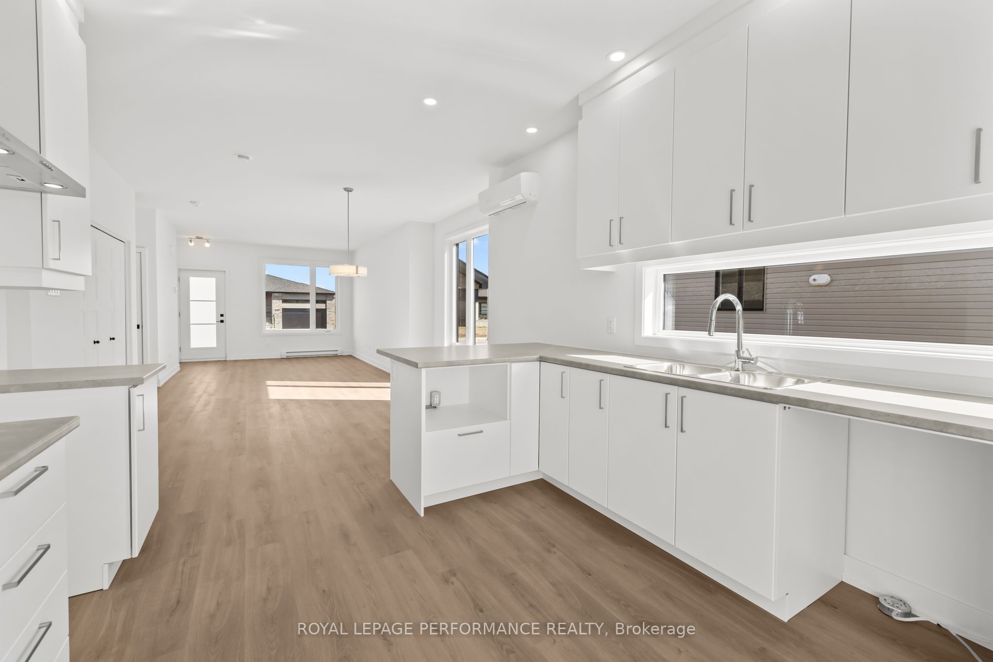 248 Bourdeau Boulevard A Property Photo 10