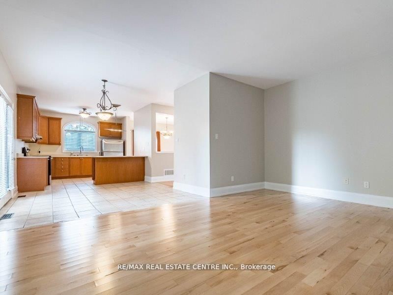 4 Panorama Way Property Photo 16