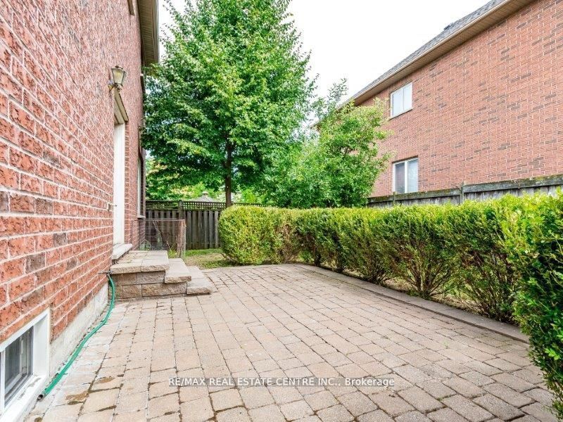 4 Panorama Way Property Photo 38