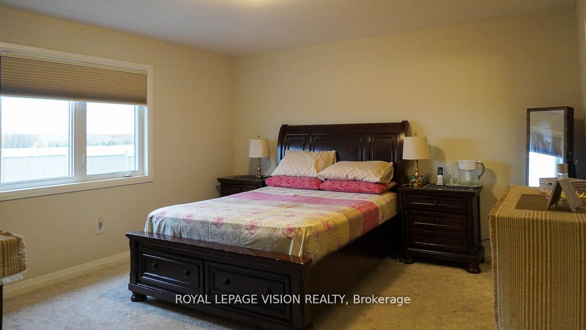 155 Bur Oak Dr Property Photo 22