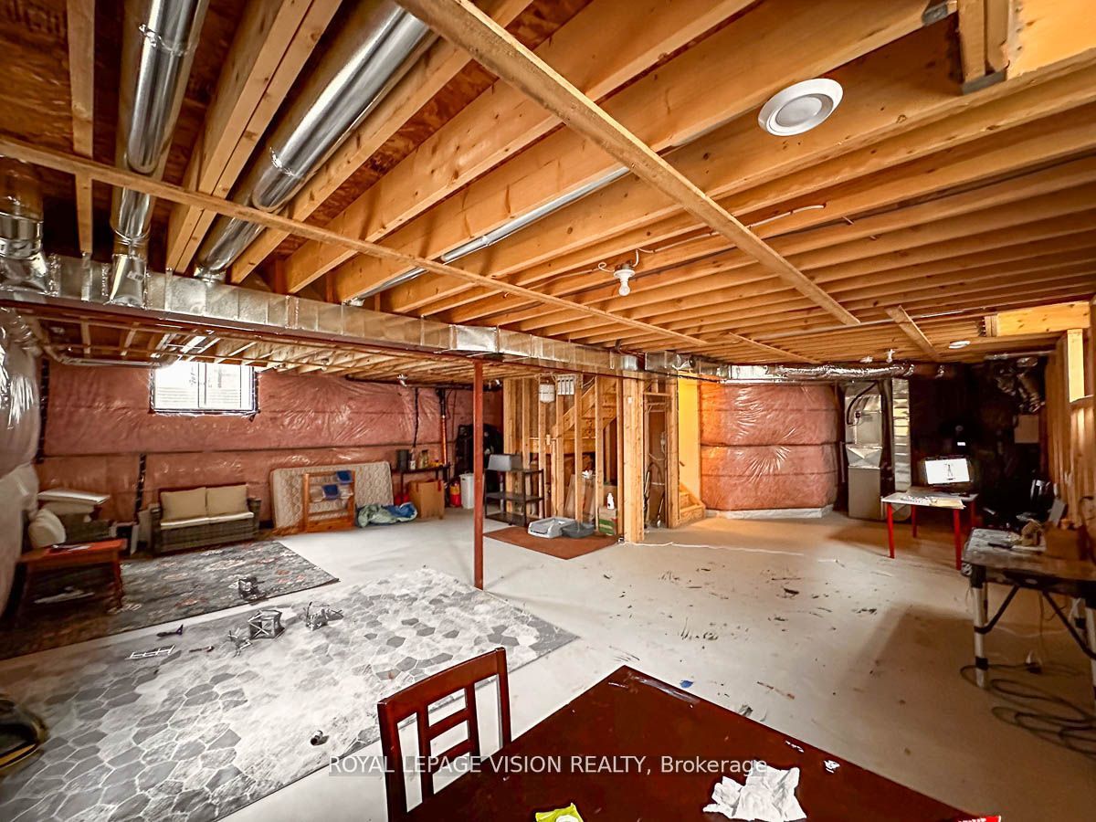 155 Bur Oak Dr Property Photo 30