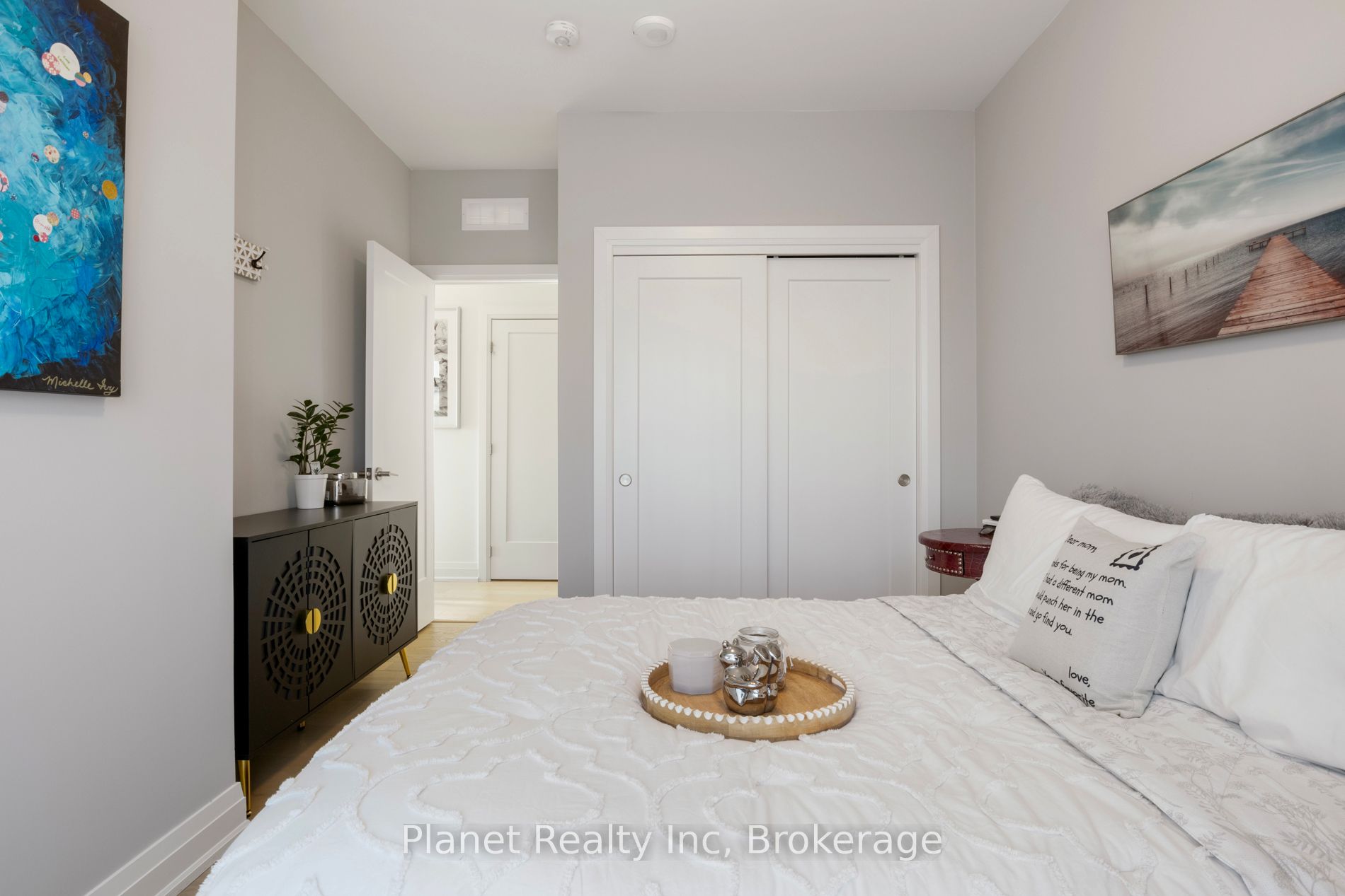 71 Wyndham Street S 604 Property Photo 21