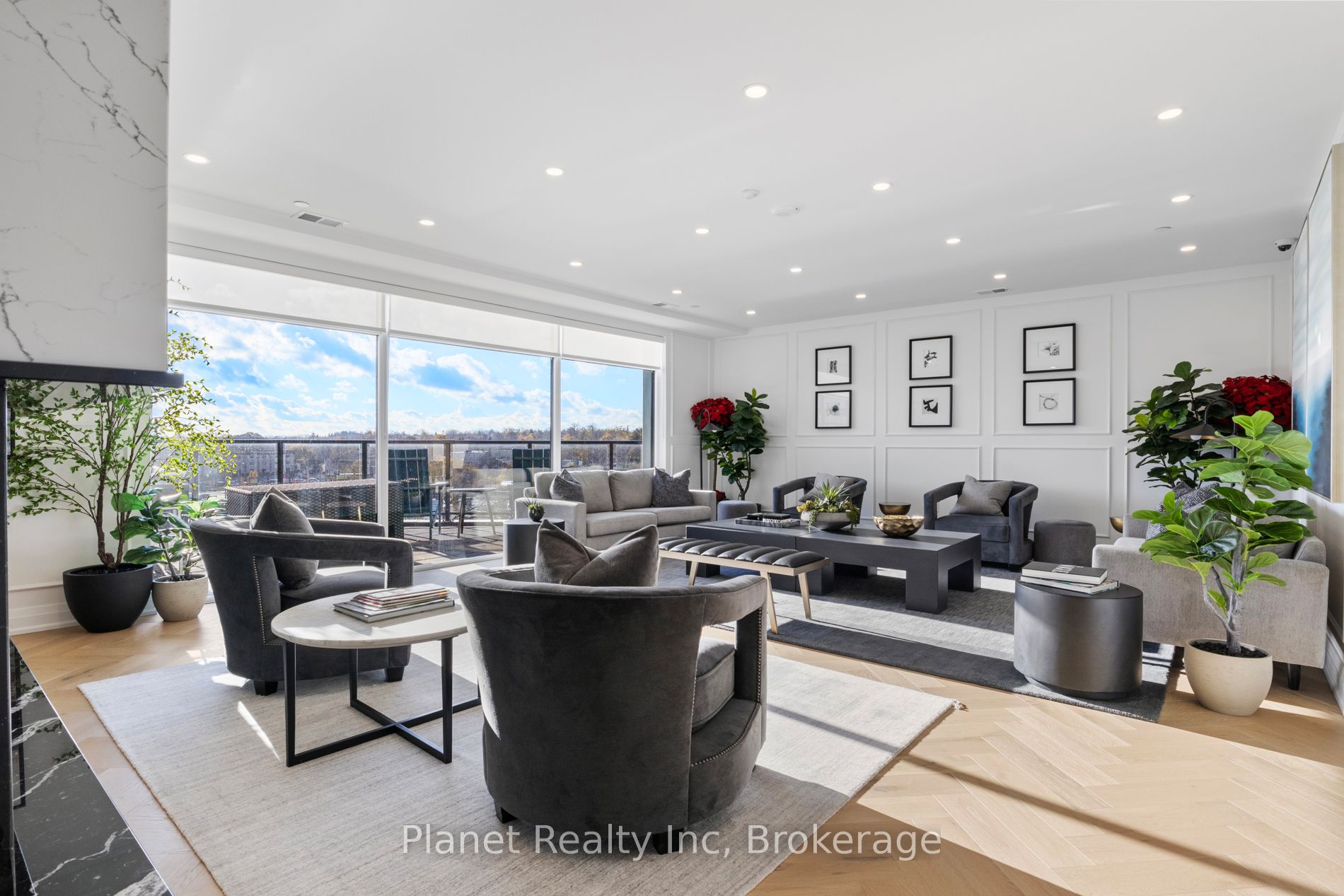 71 Wyndham Street S 604 Property Photo 37