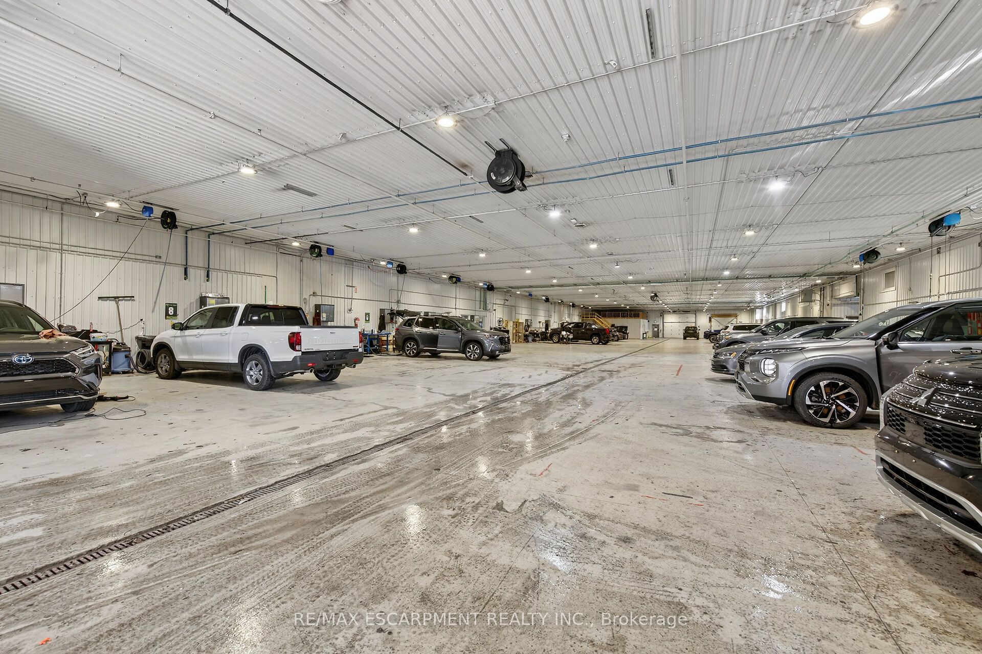 43 Talbot St E Property Photo 25