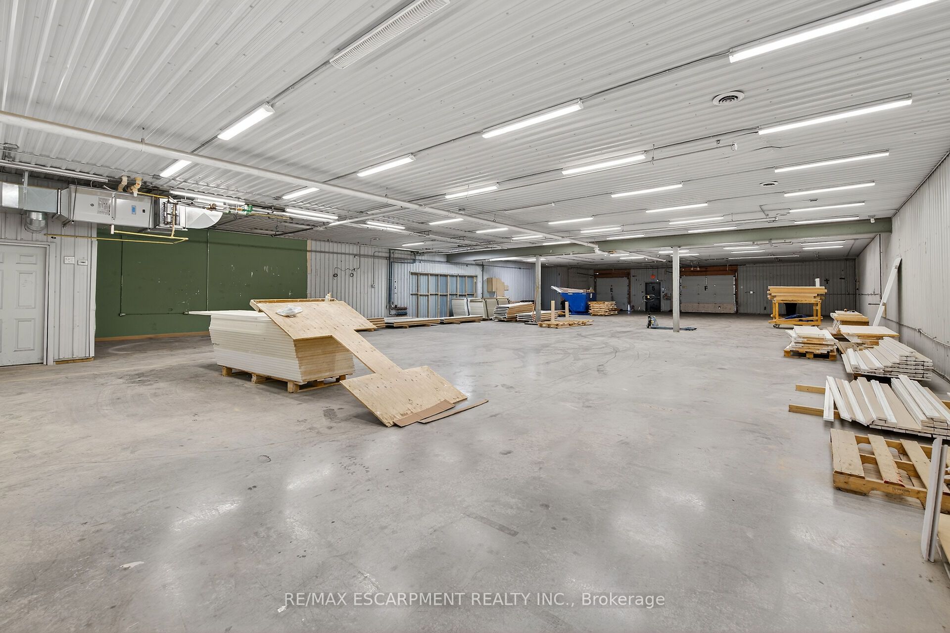 43 Talbot St E Property Photo 28