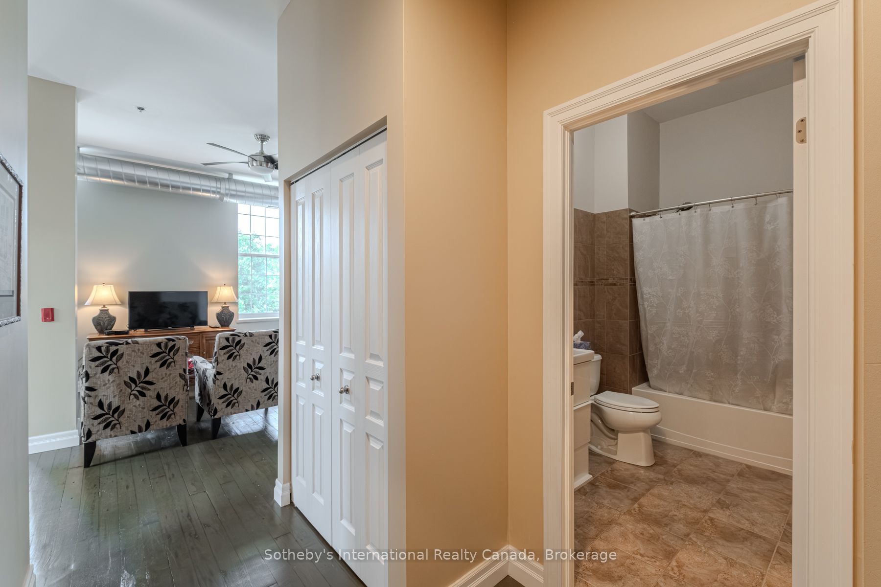 140 W River Rd Property Photo 6